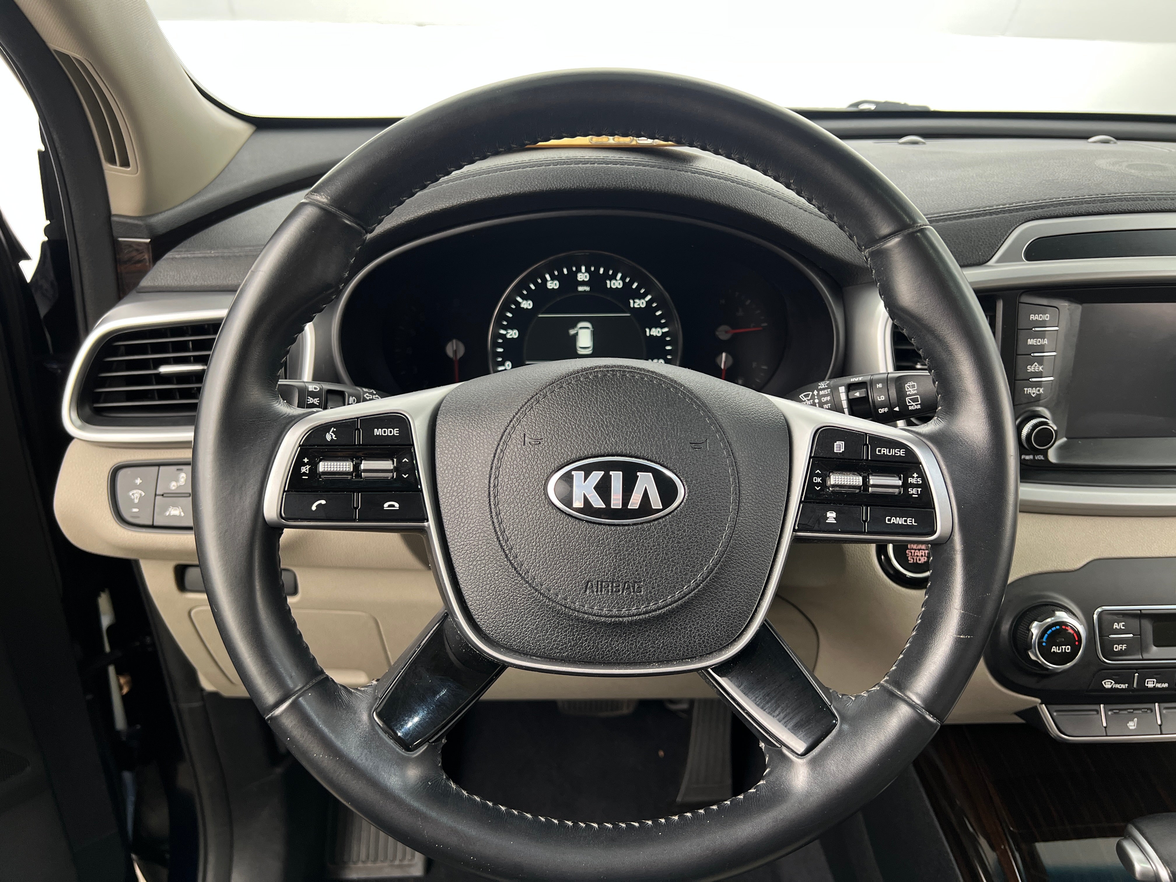 2020 Kia Sorento EX 4