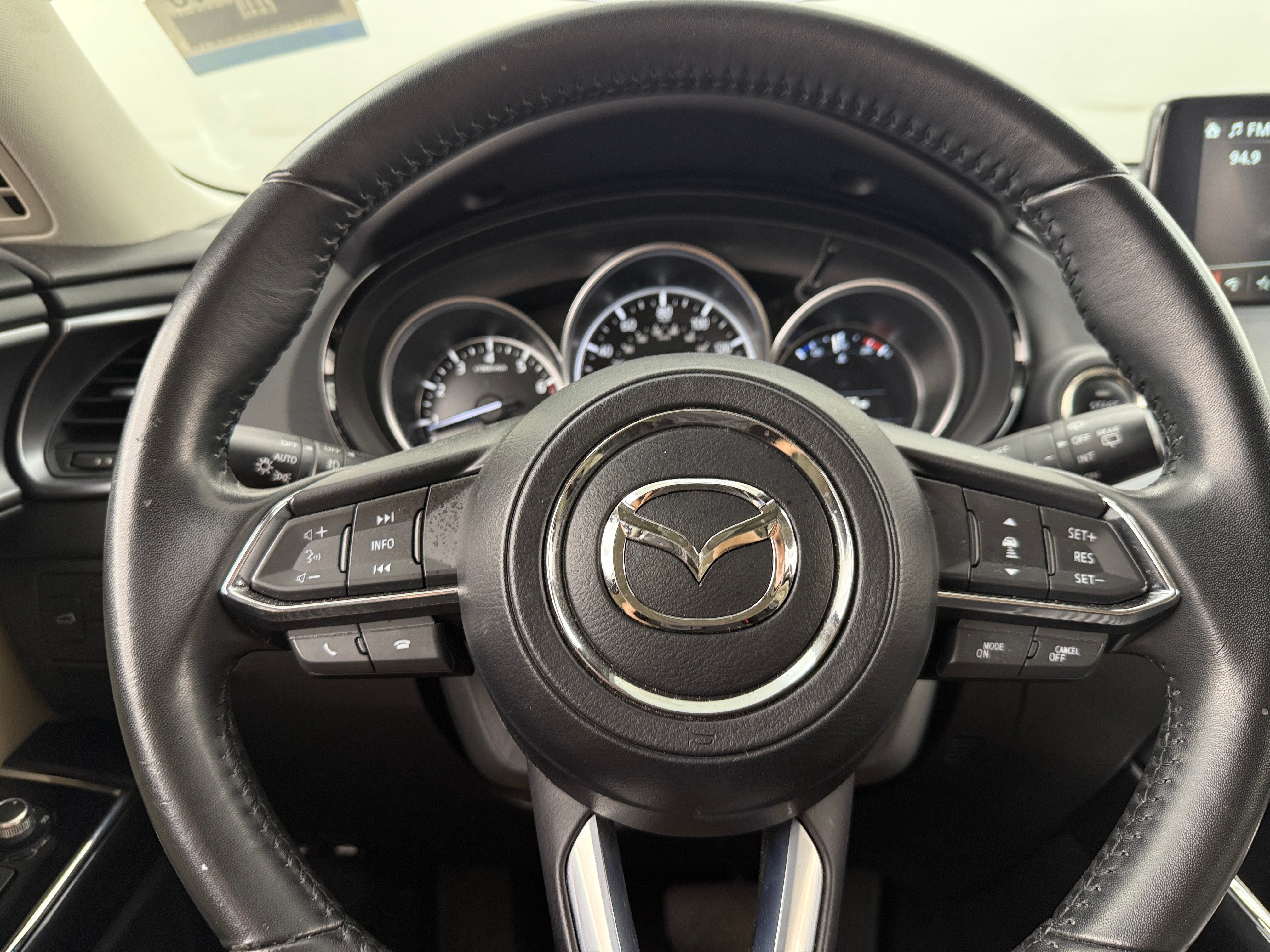 2019 Mazda CX-9 Touring 4