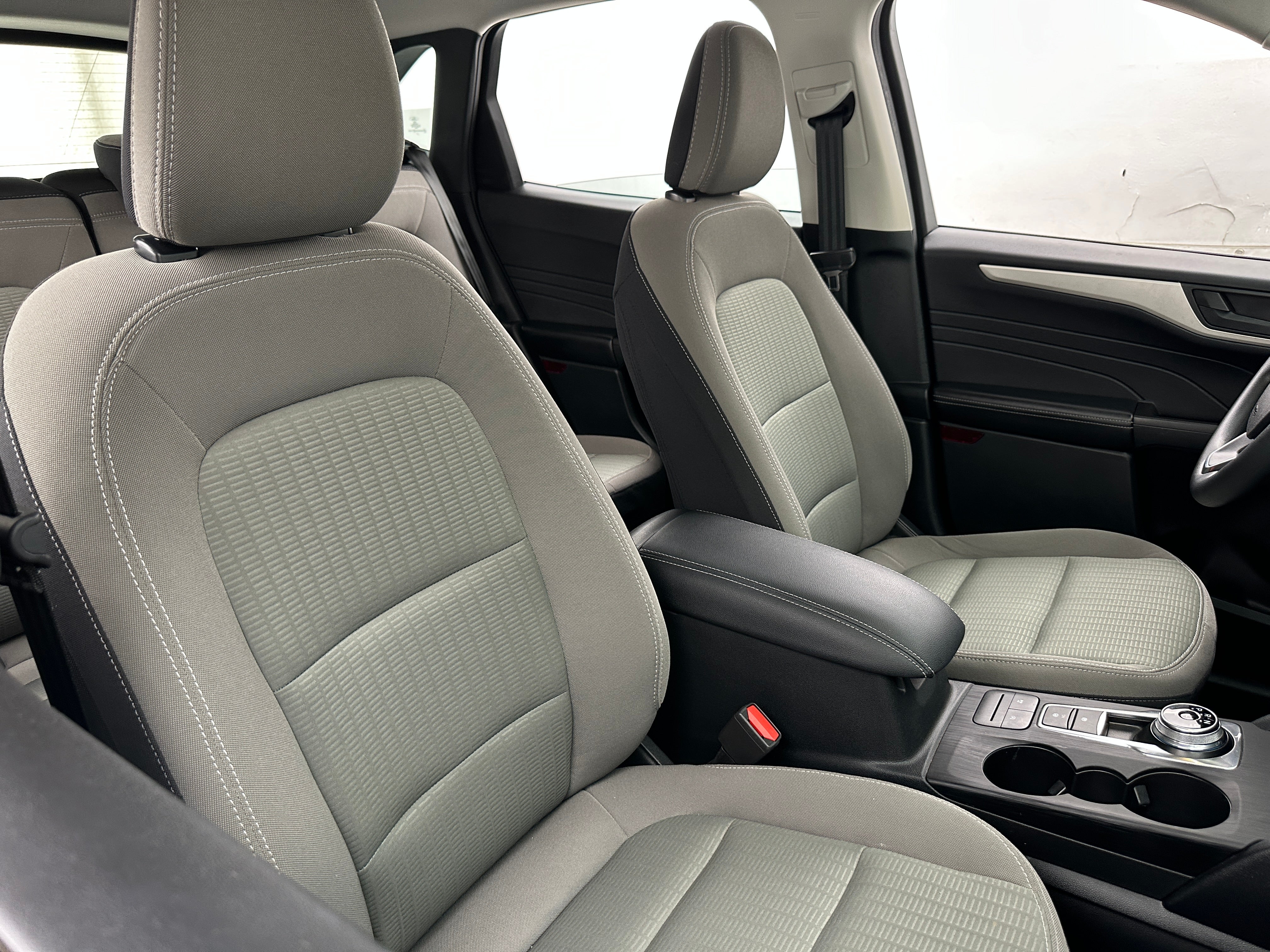 2021 Ford Escape S 2