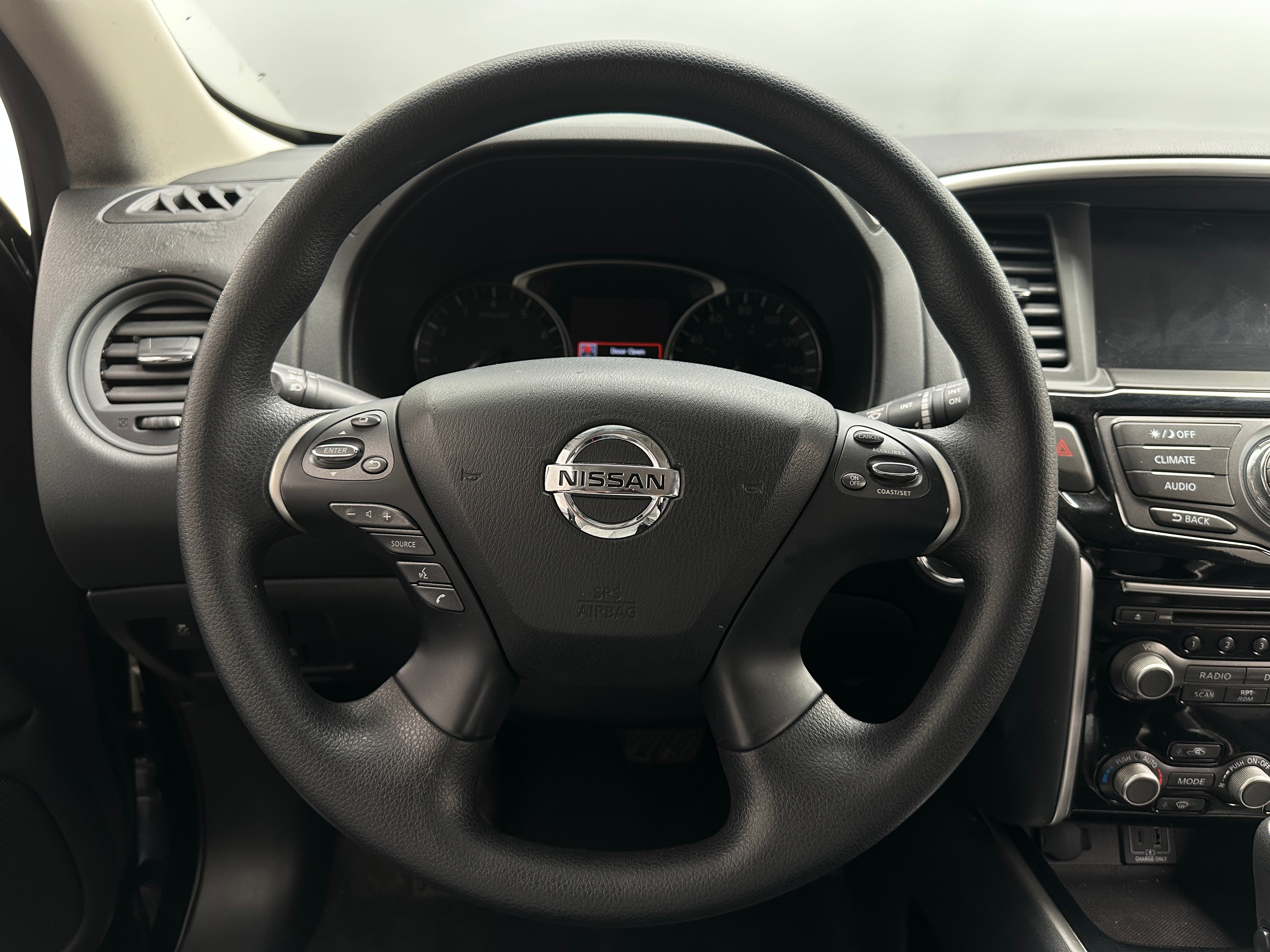 2020 Nissan Pathfinder S 5