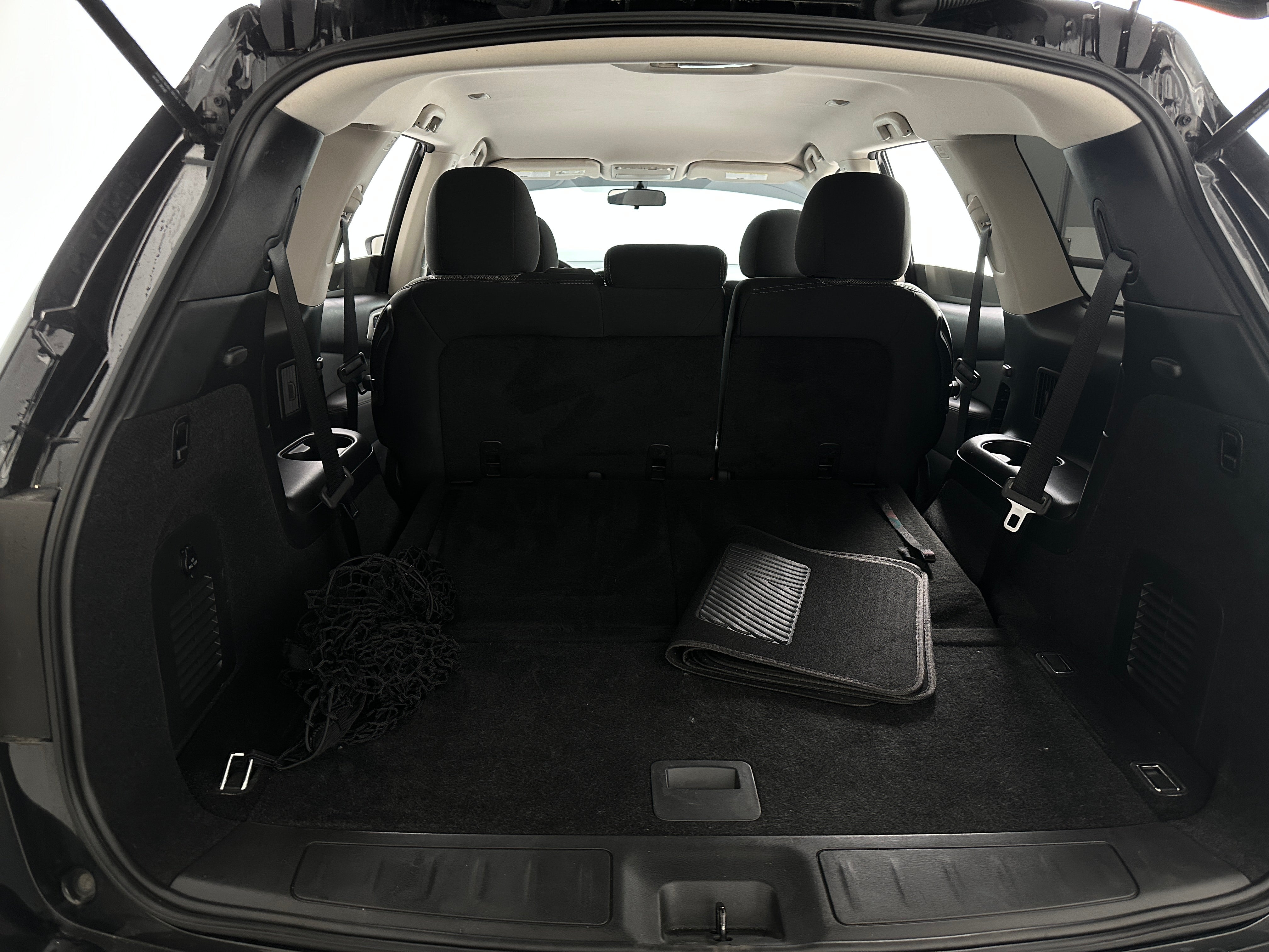 2020 Nissan Pathfinder S 7