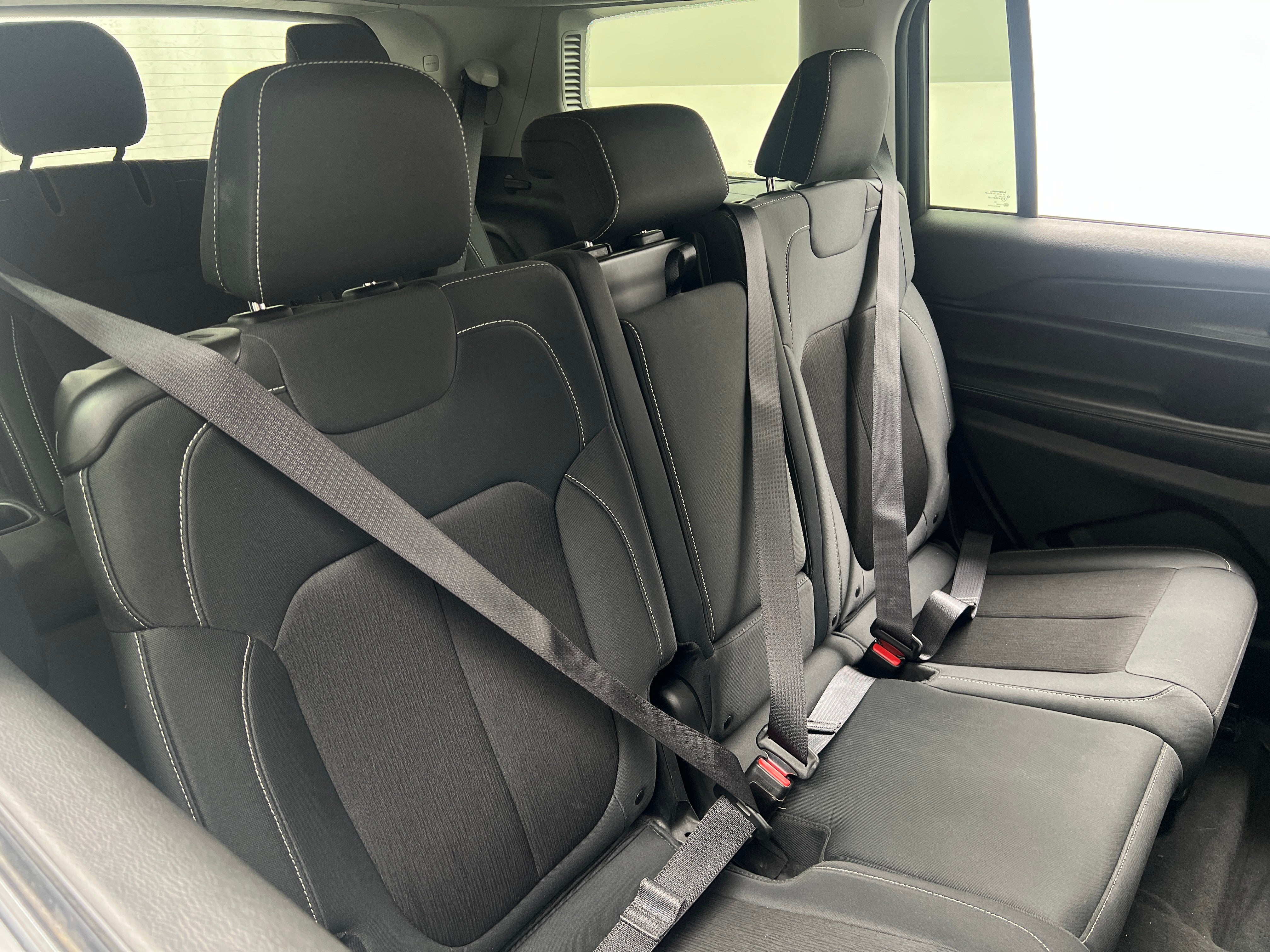 2023 Jeep Grand Cherokee L Laredo 6