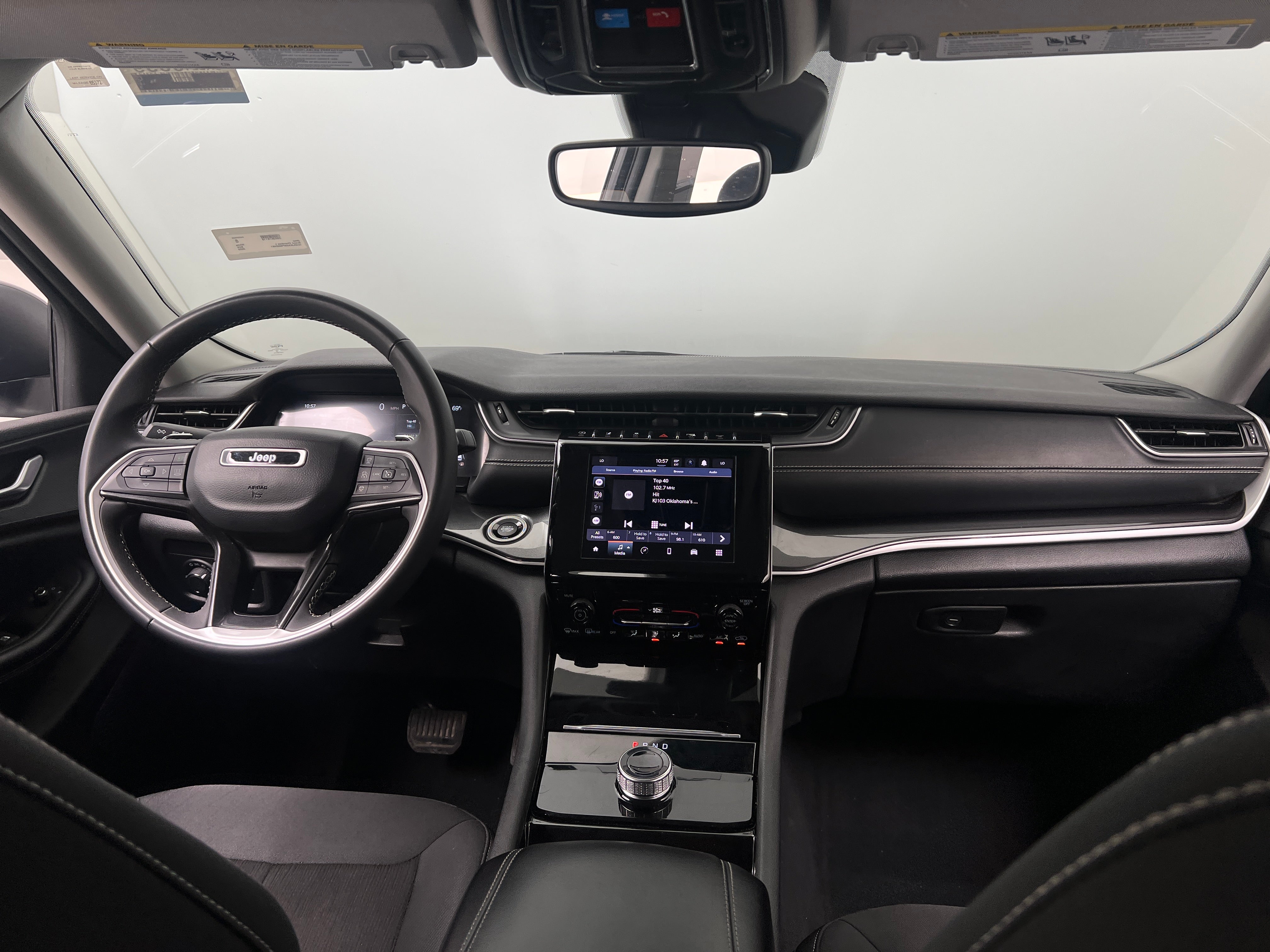 2023 Jeep Grand Cherokee L Laredo 3