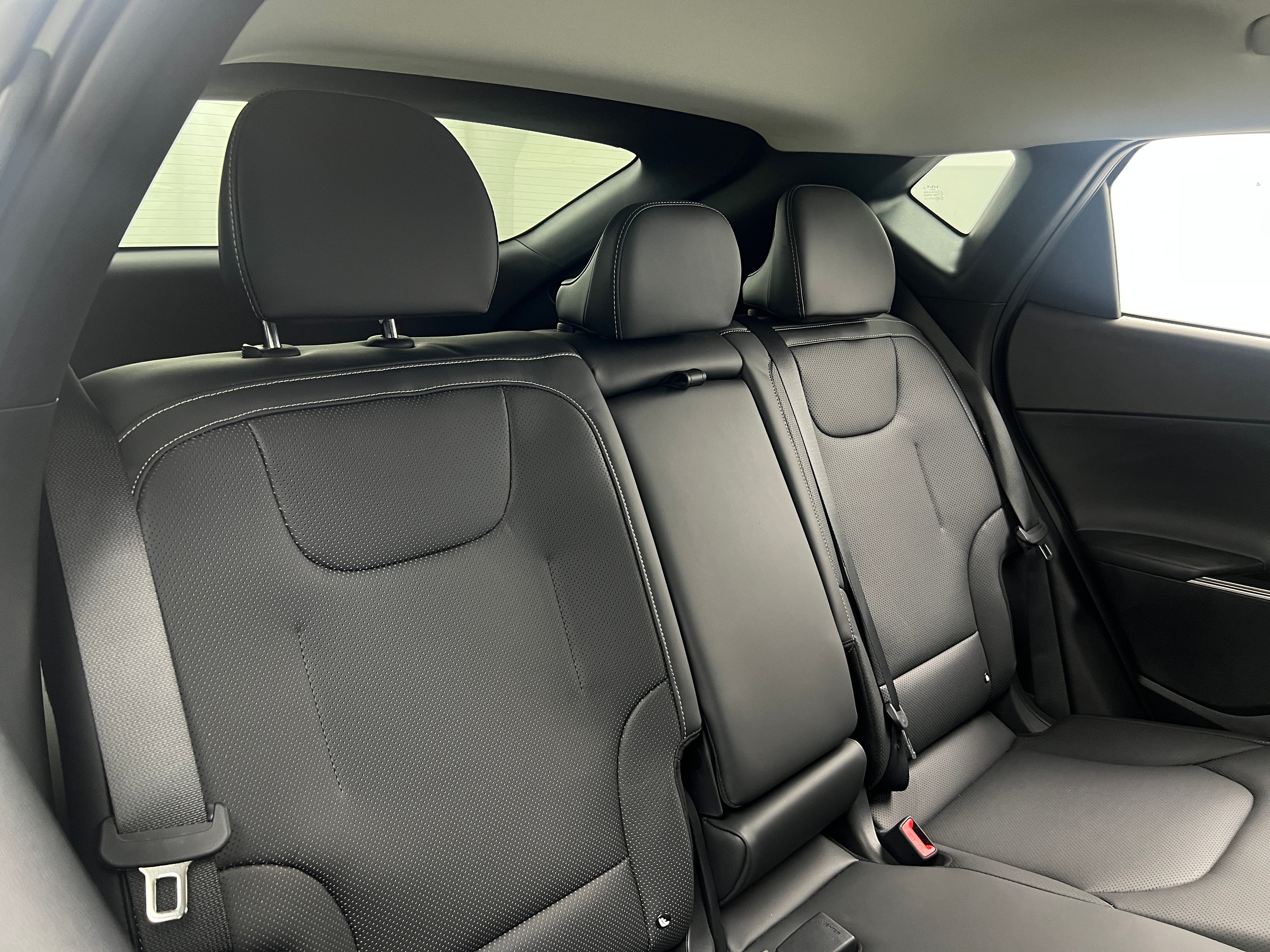 2022 Kia EV6 Wind 5