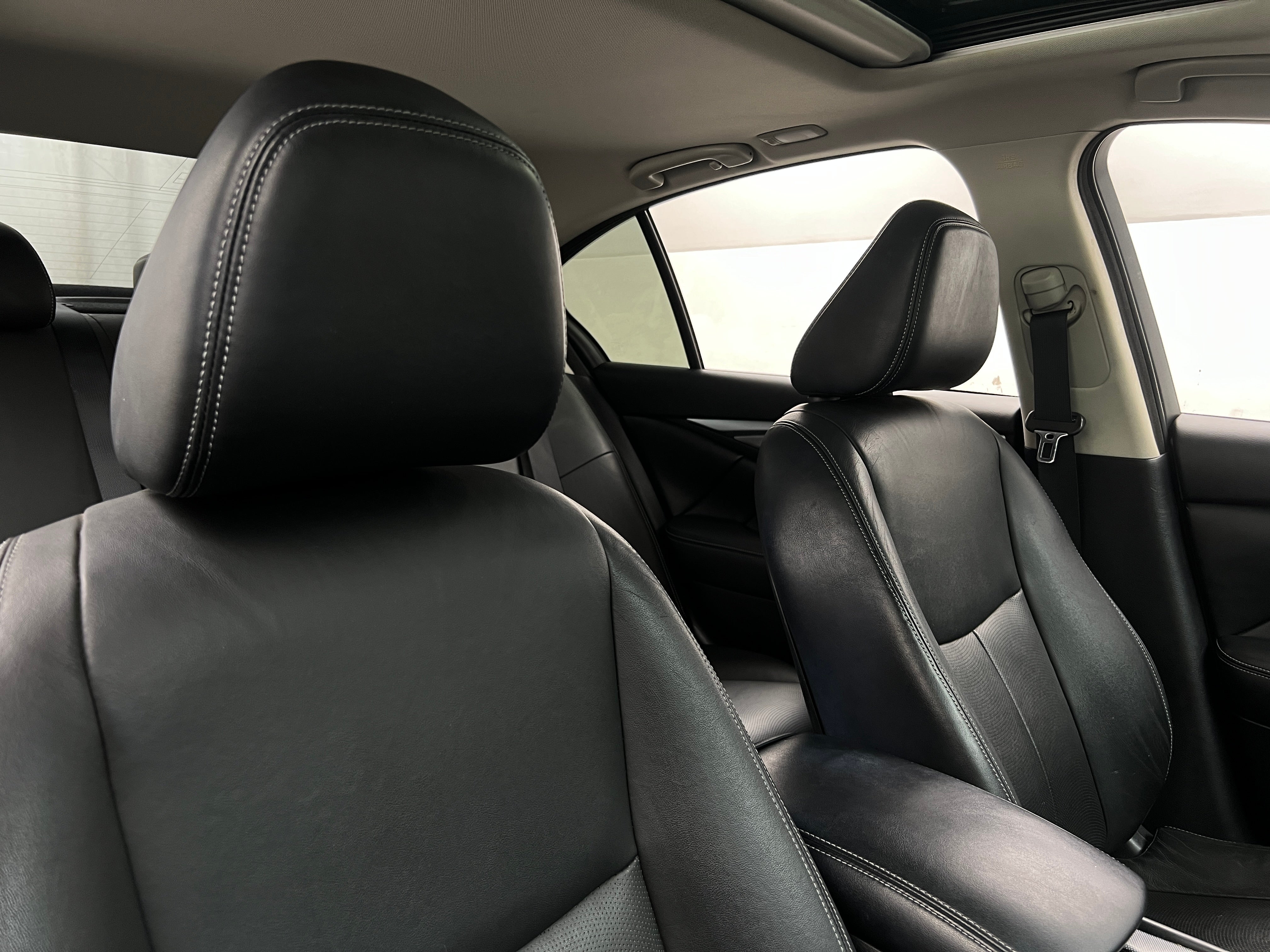 2015 INFINITI Q50 Premium 2
