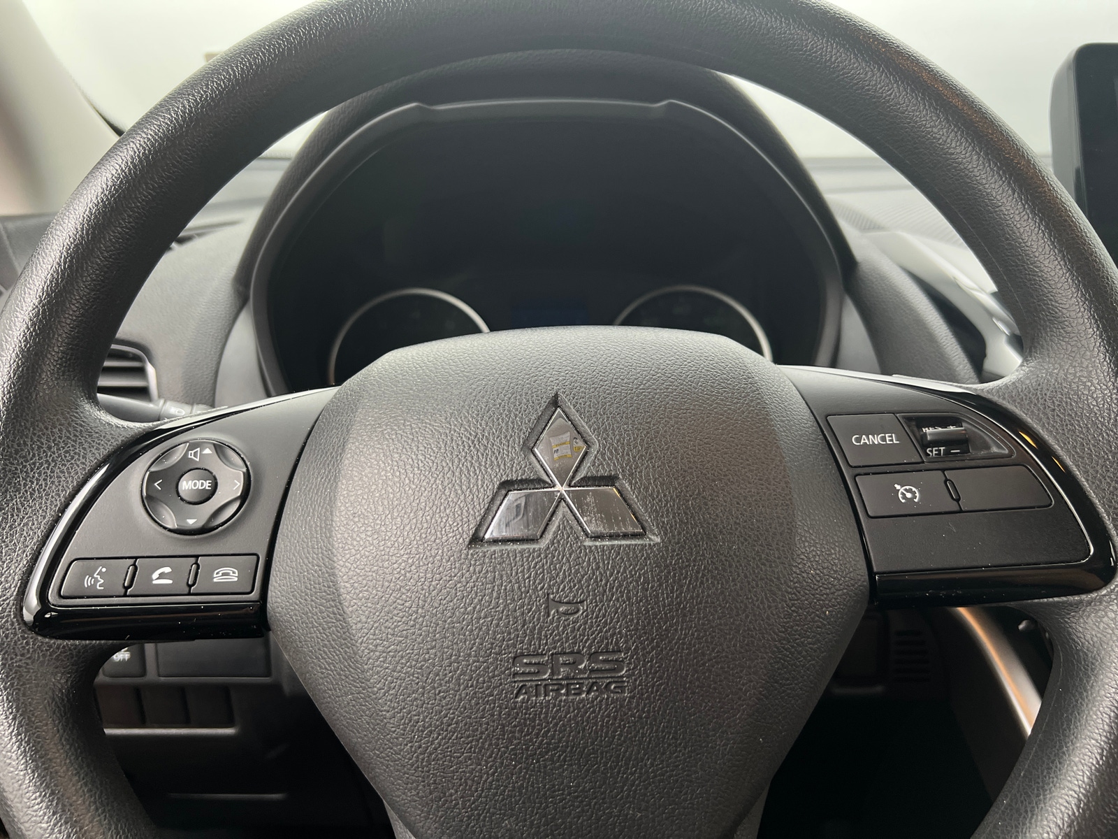 Thumbnail: 2023 Mitsubishi Eclipse Cross - 5