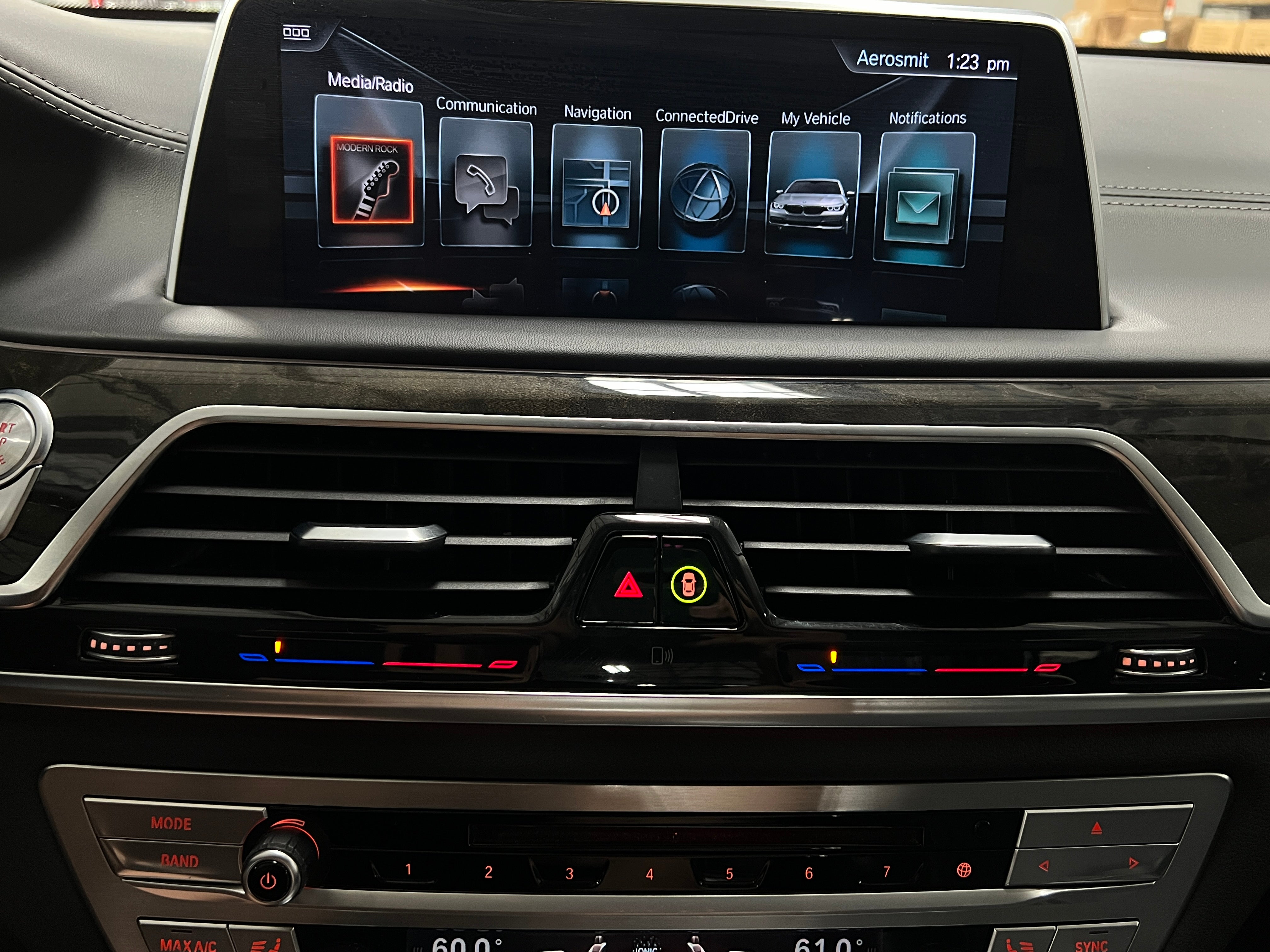 2016 BMW 7 Series 750i xDrive 3