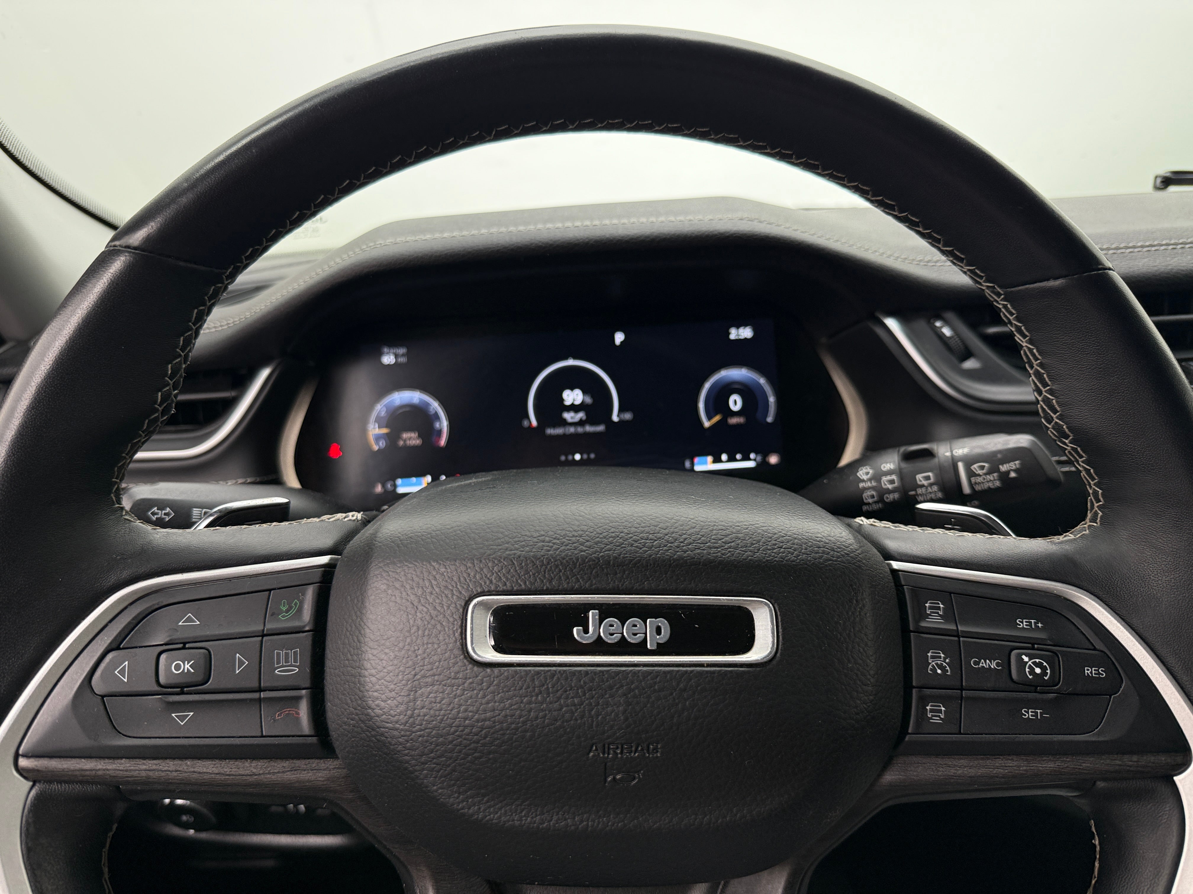 2022 Jeep Grand Cherokee L Limited Edition 4