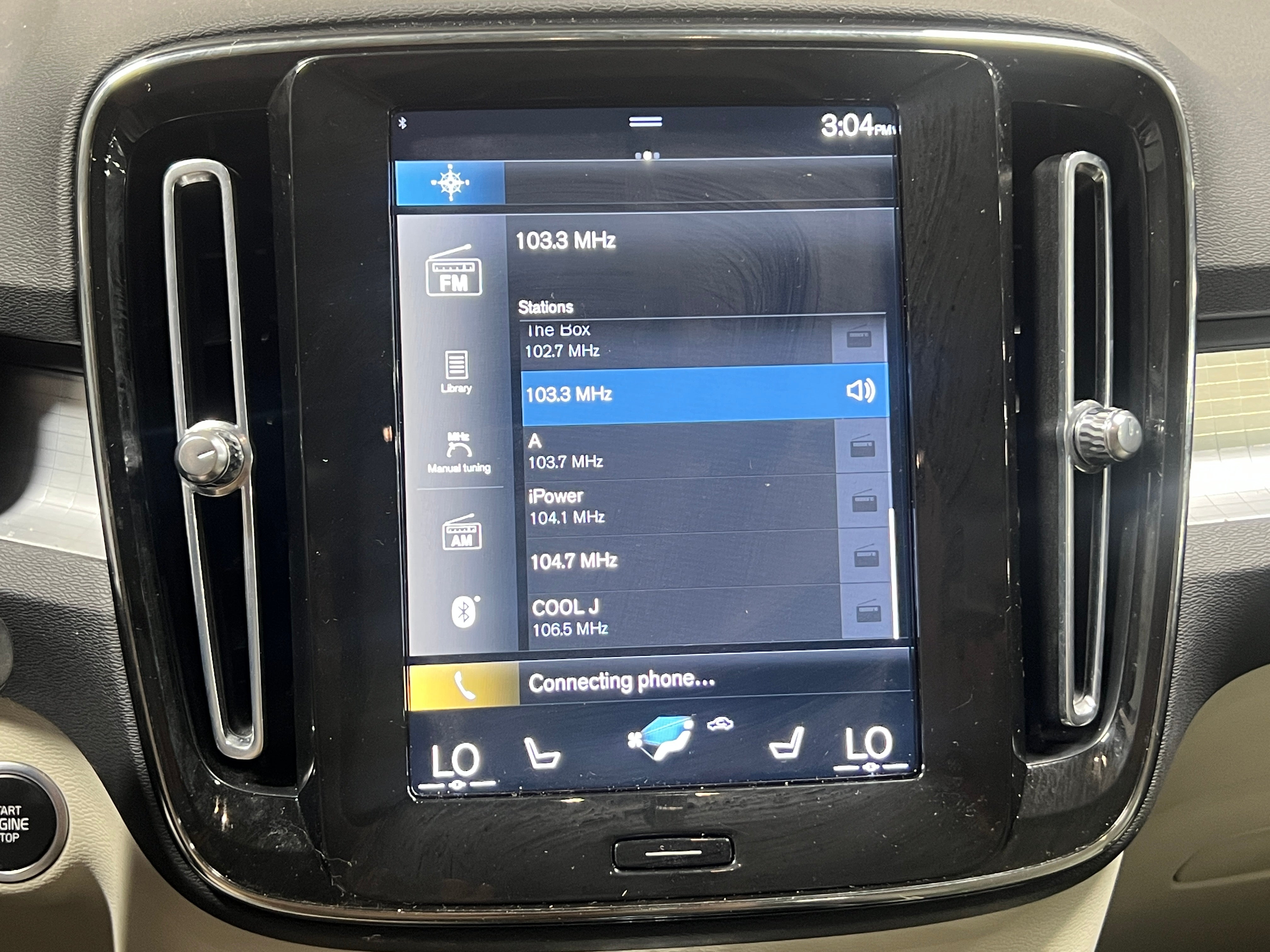 2022 Volvo XC40 T5 Momentum 3