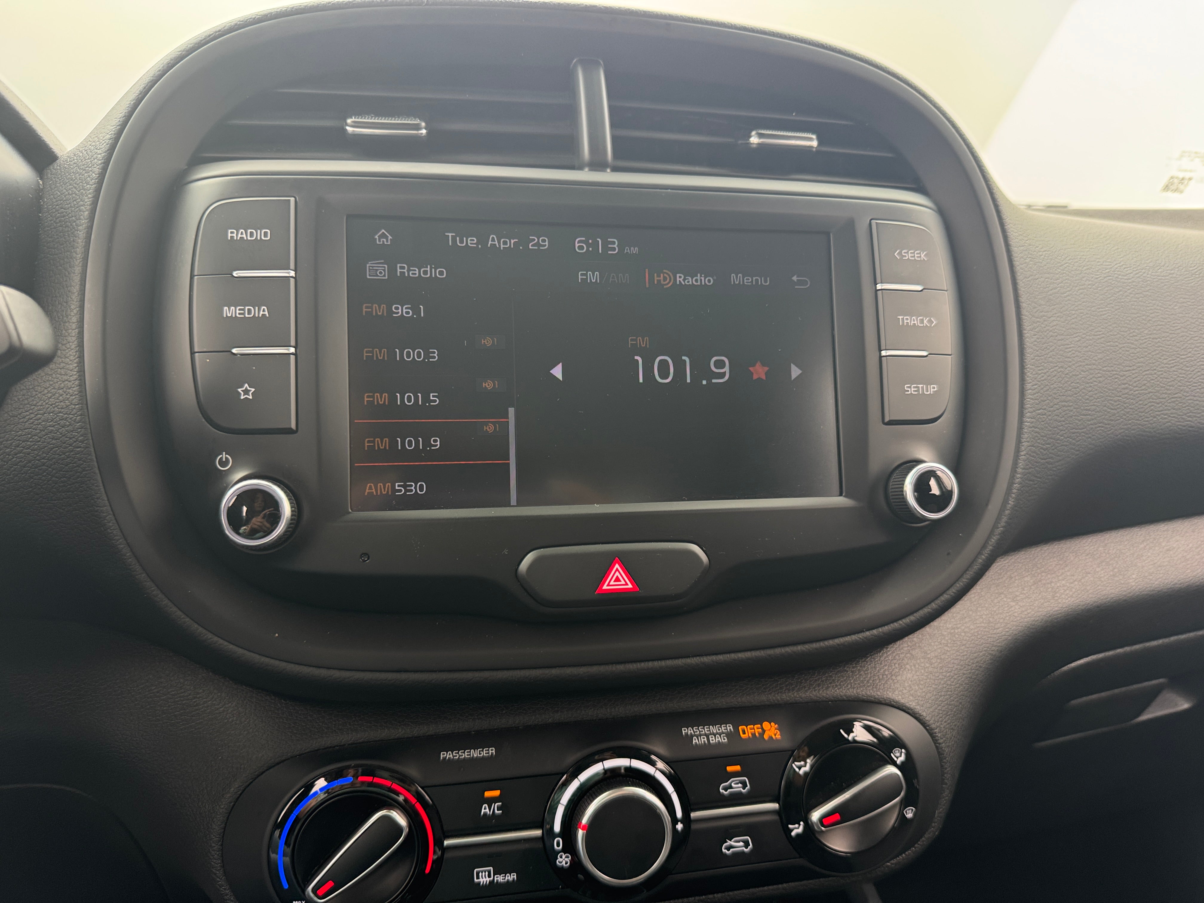 2024 Kia Soul LX 4