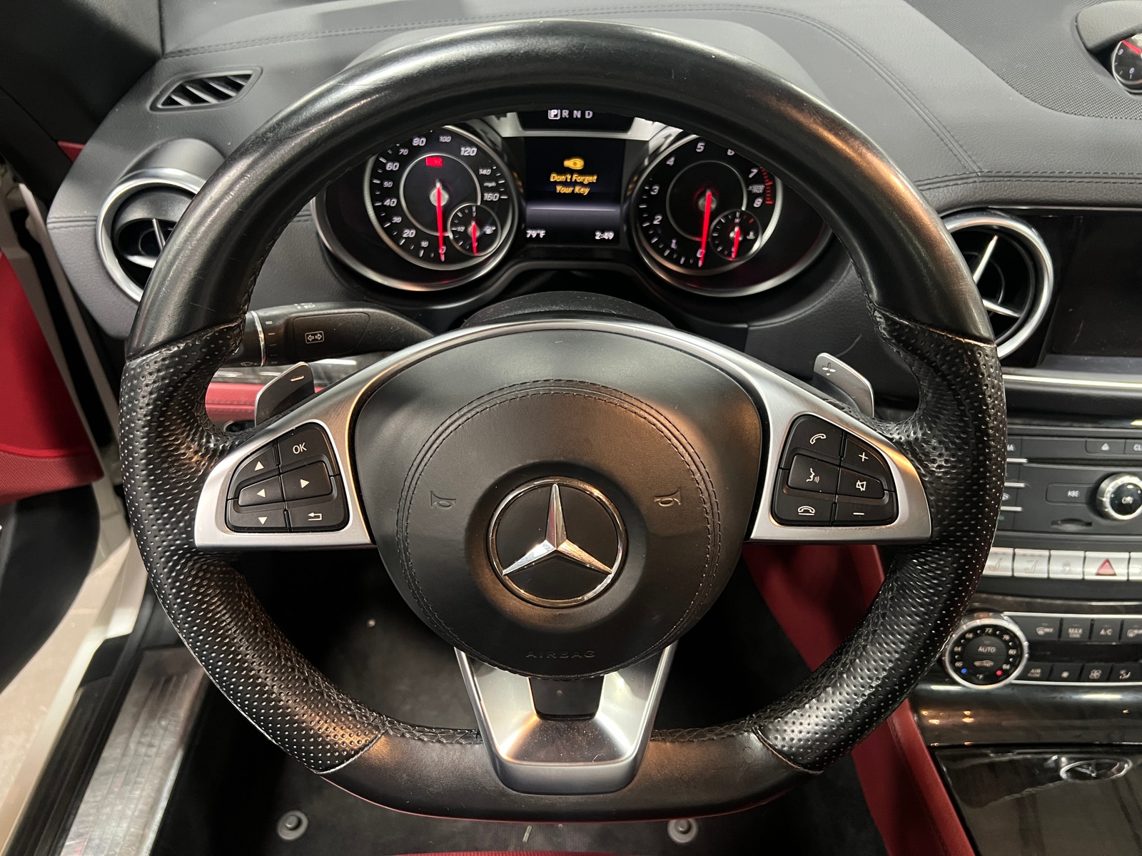 Thumbnail: 2017 Mercedes-Benz SL-Class - 4