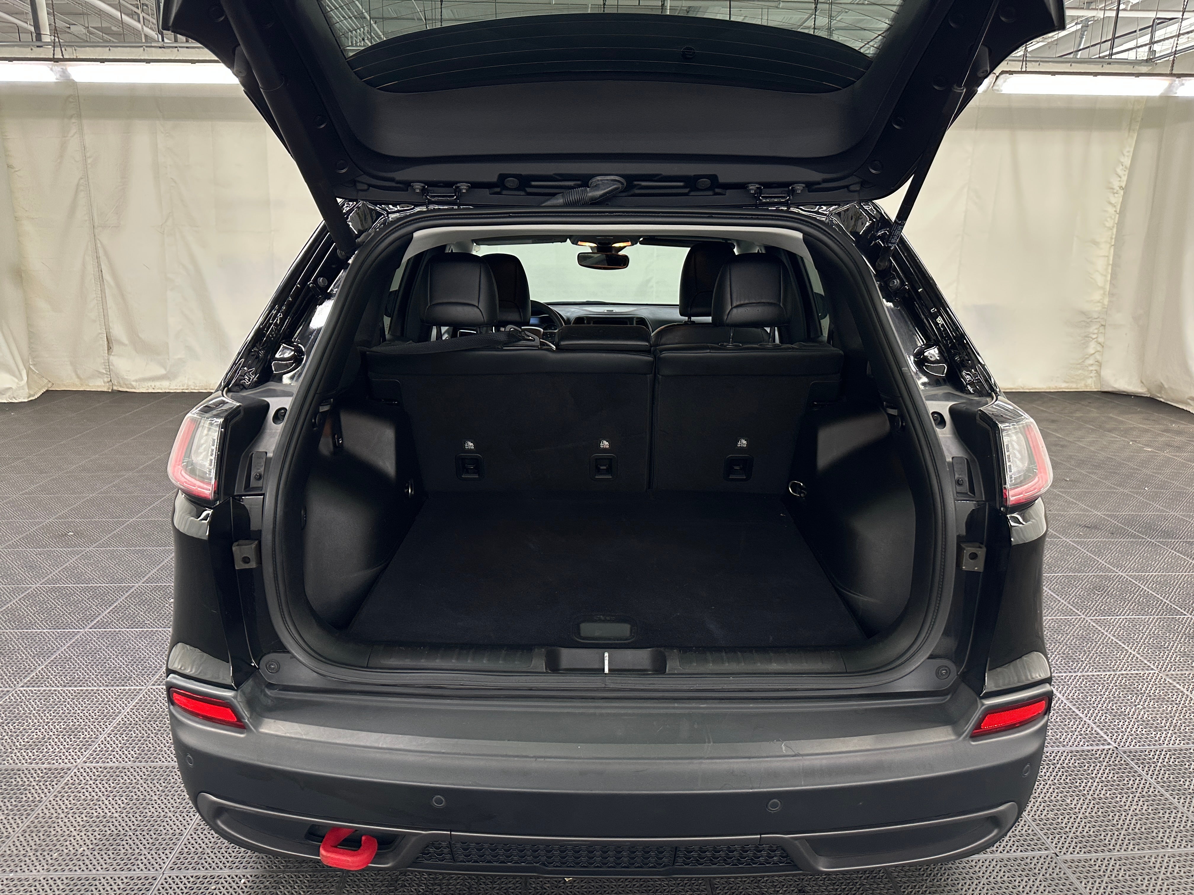 2021 Jeep Cherokee Trailhawk 6