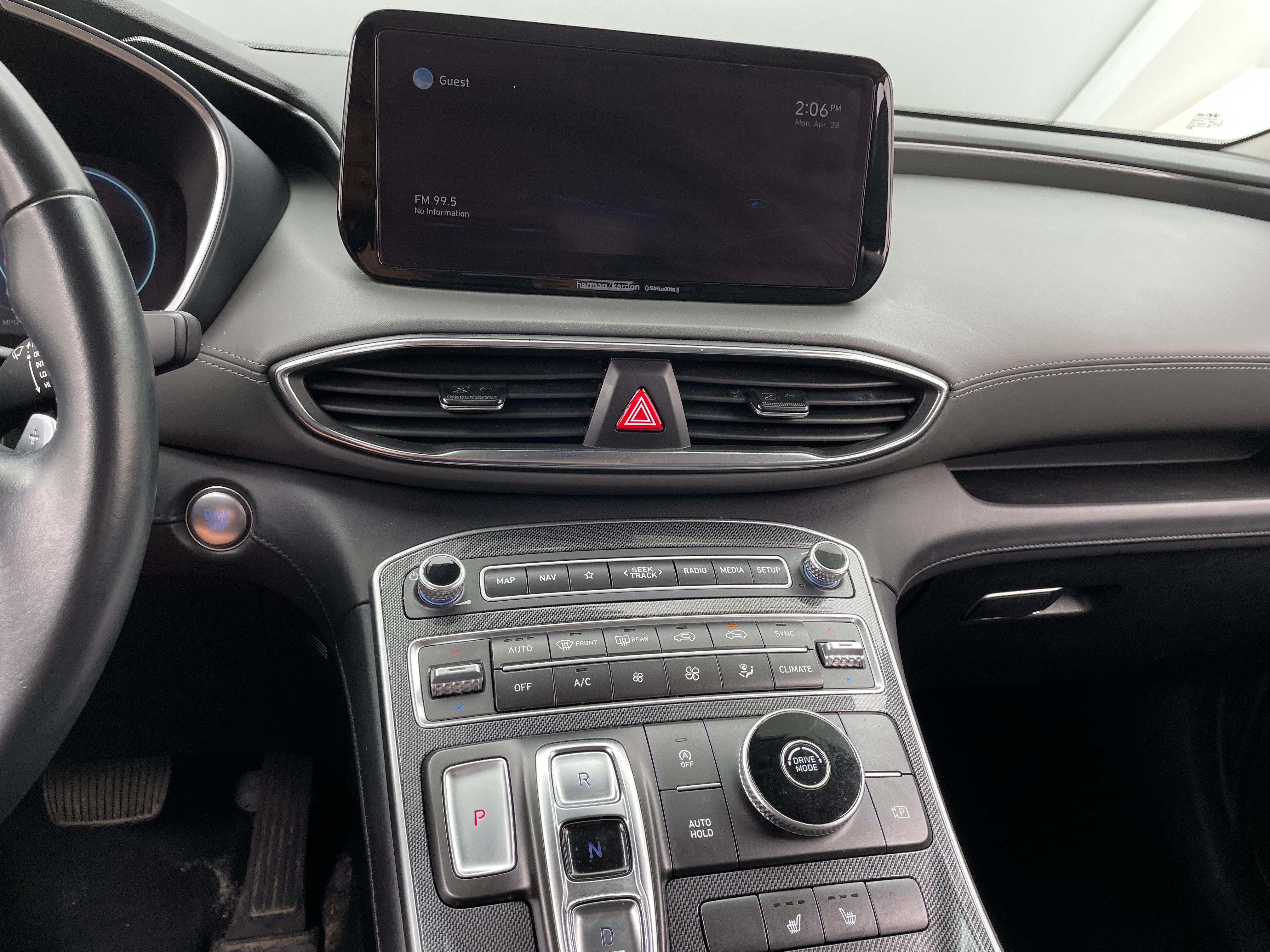 2022 Hyundai Santa Fe SEL 3