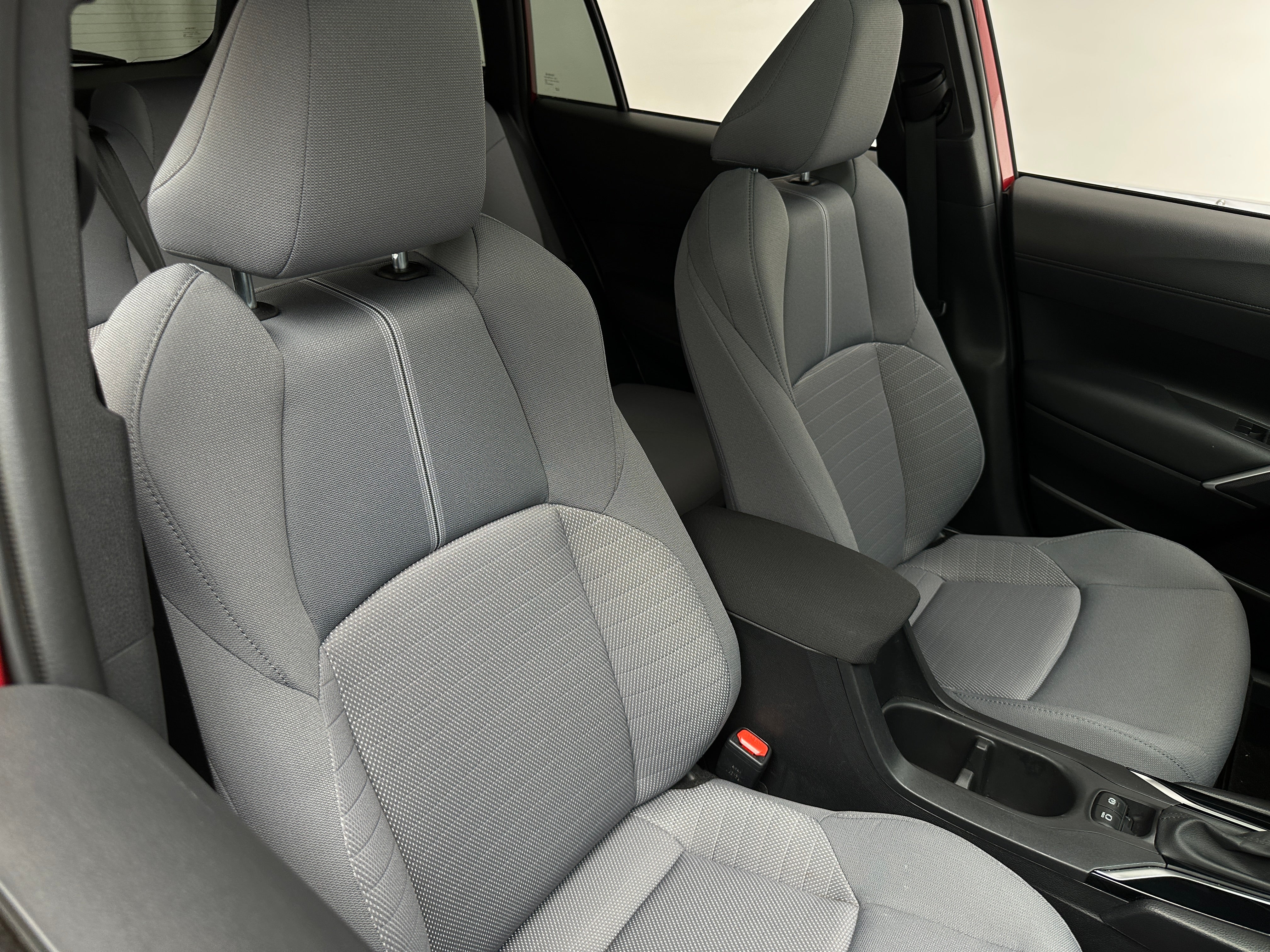 2023 Toyota Corolla Cross SE 2