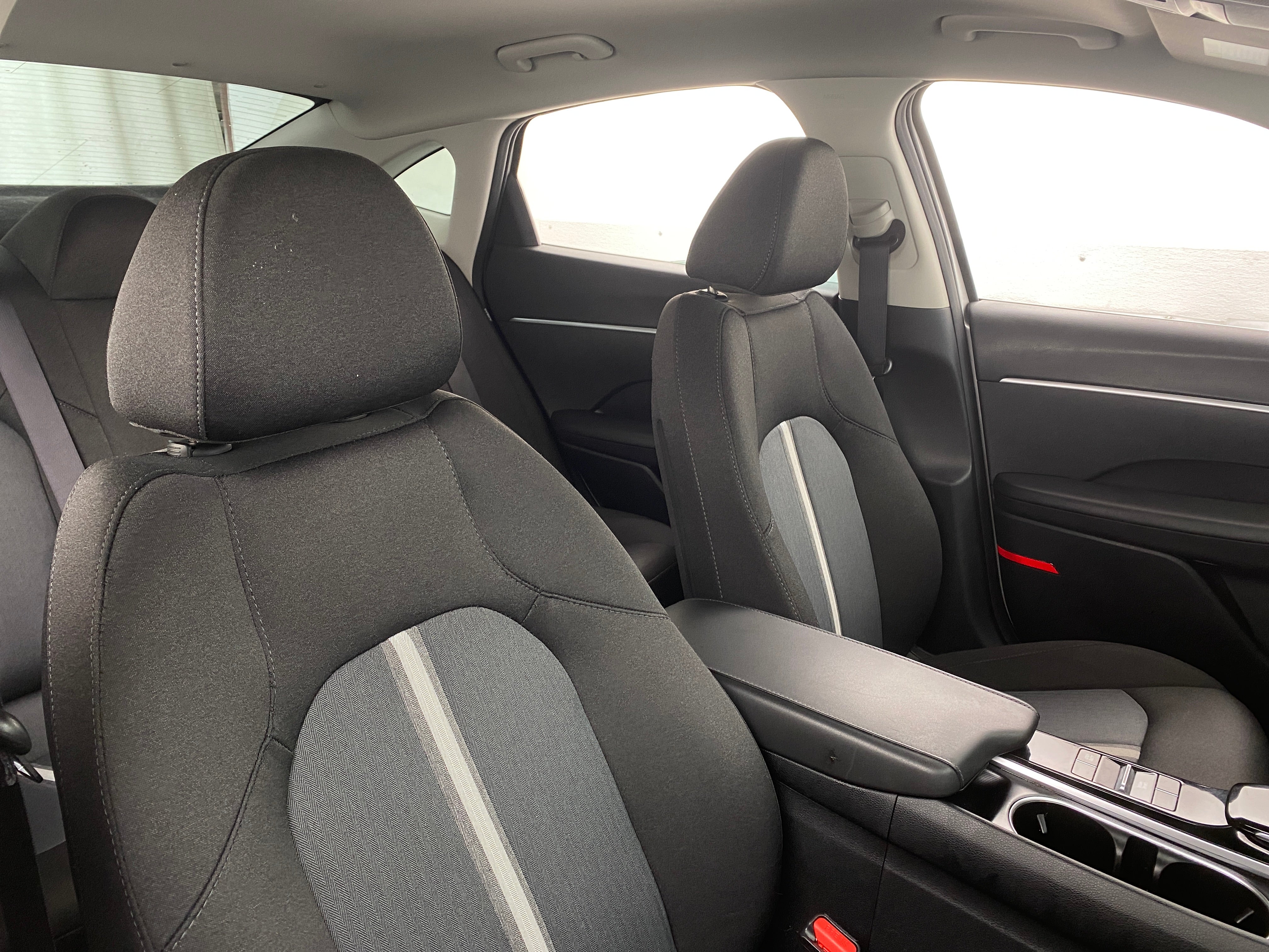 2020 Hyundai Sonata SE 2