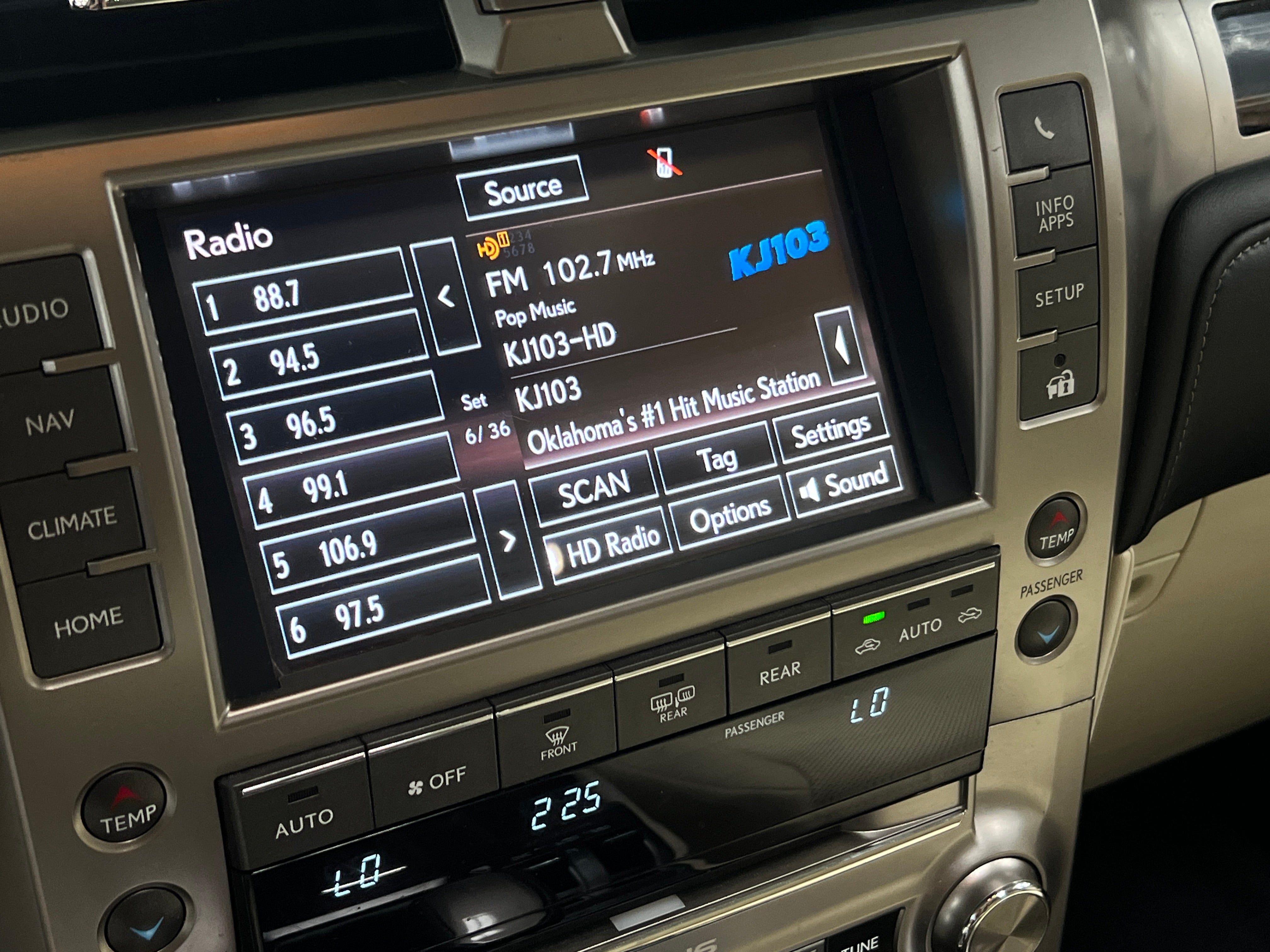 2021 Lexus GX 460 3