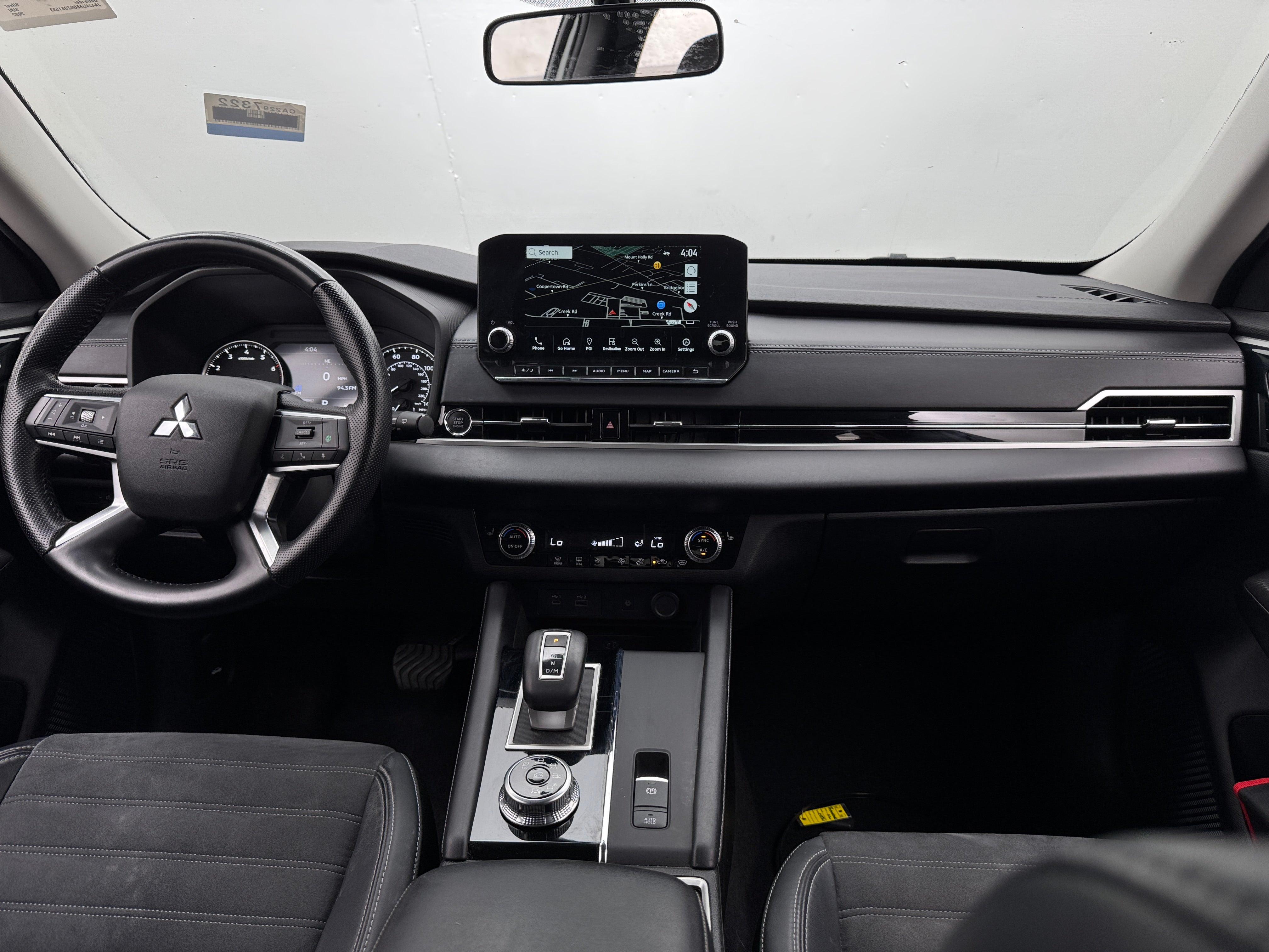 2022 Mitsubishi Outlander SE 2
