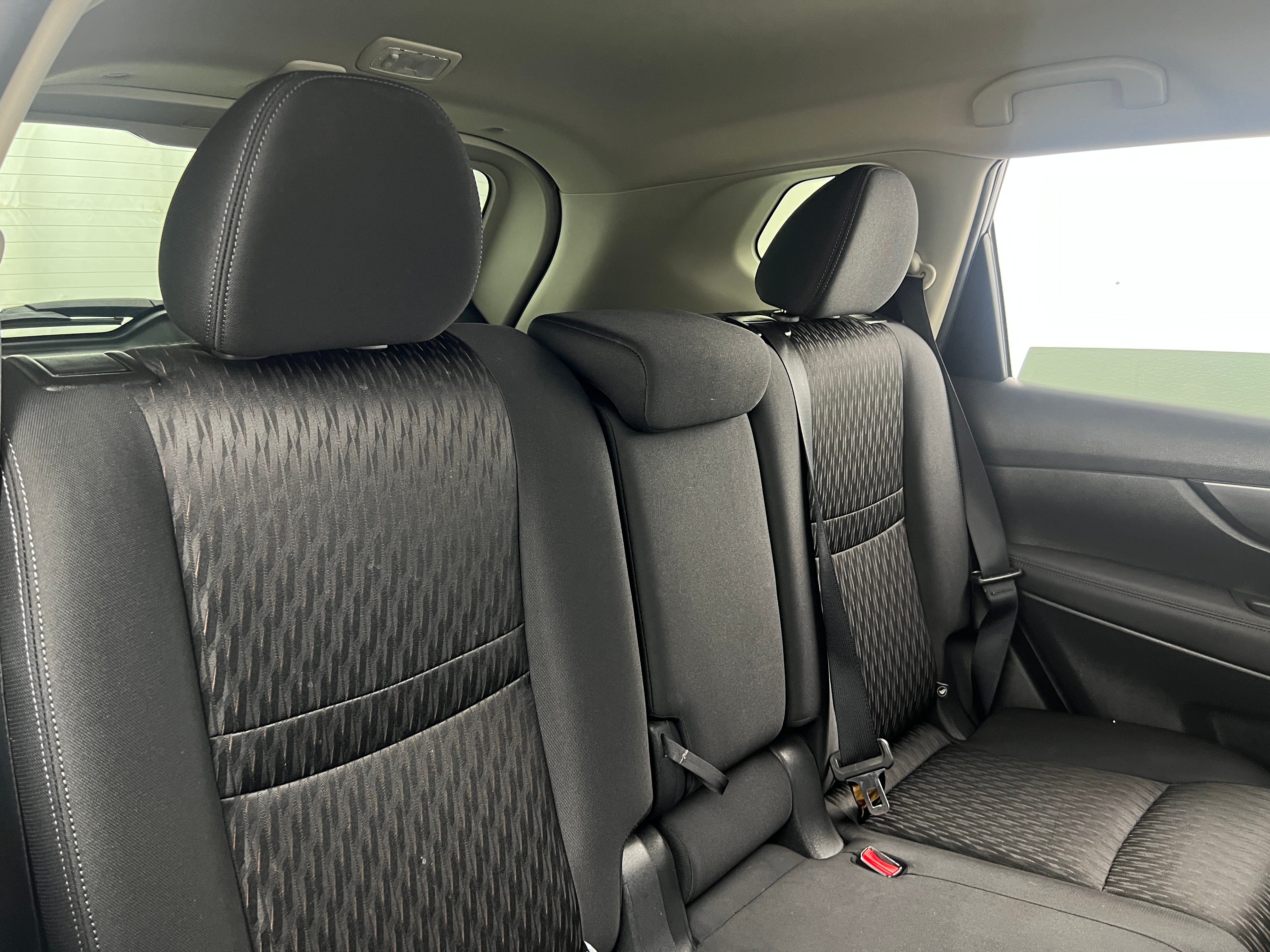 2018 Nissan Rogue SV 6