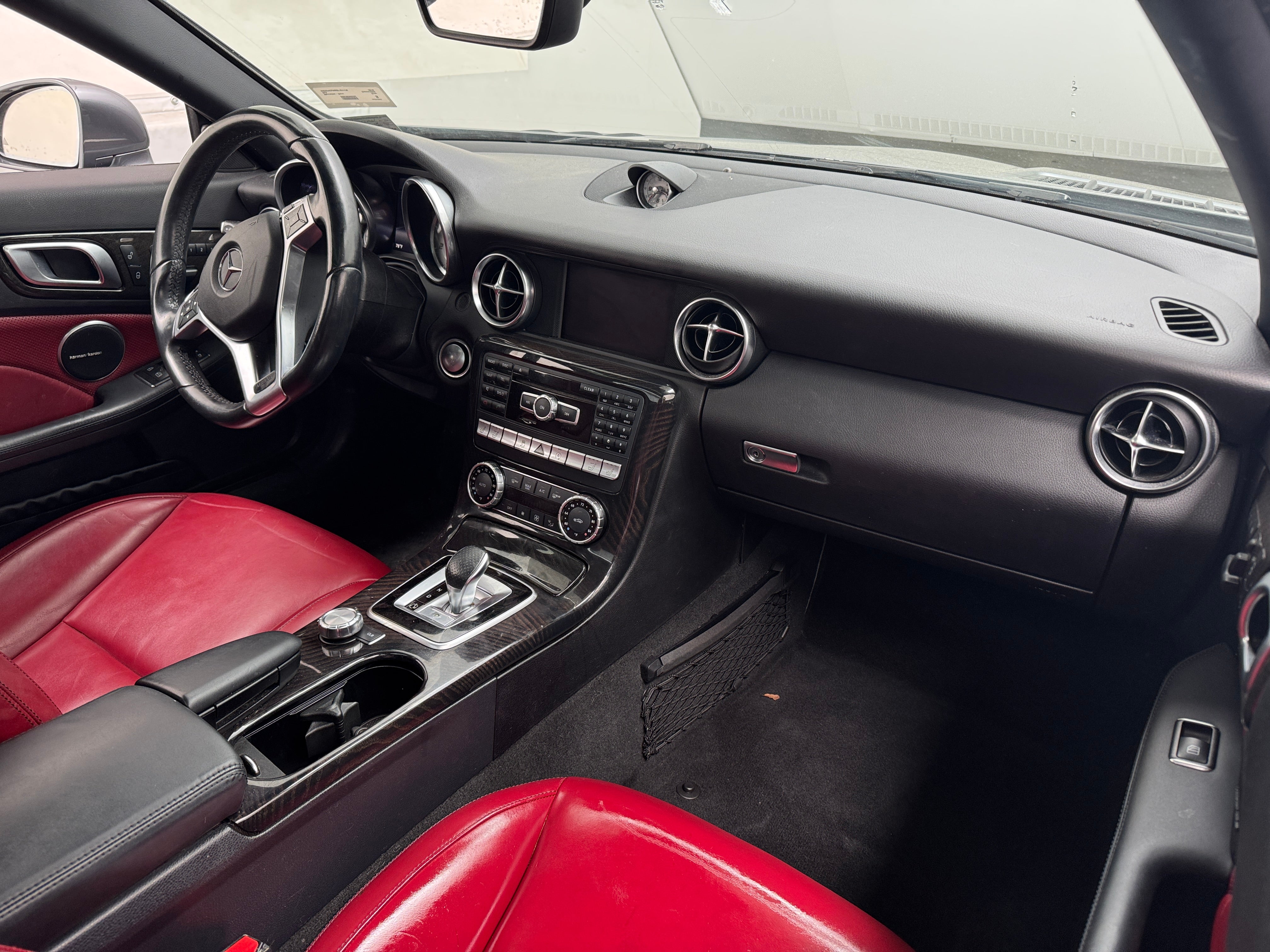 2016 Mercedes-Benz SLK 300 2