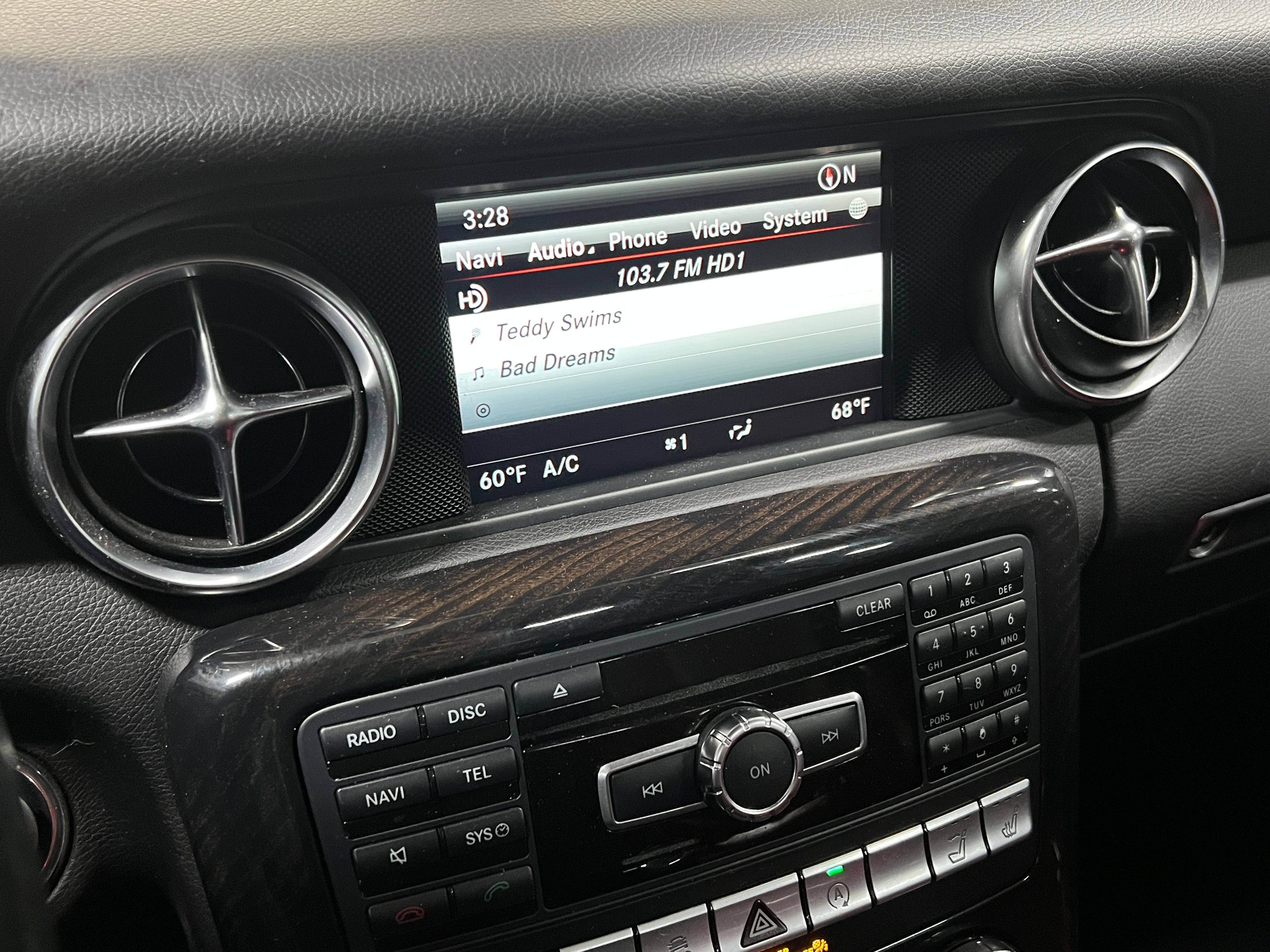 2016 Mercedes-Benz SLK 300 3