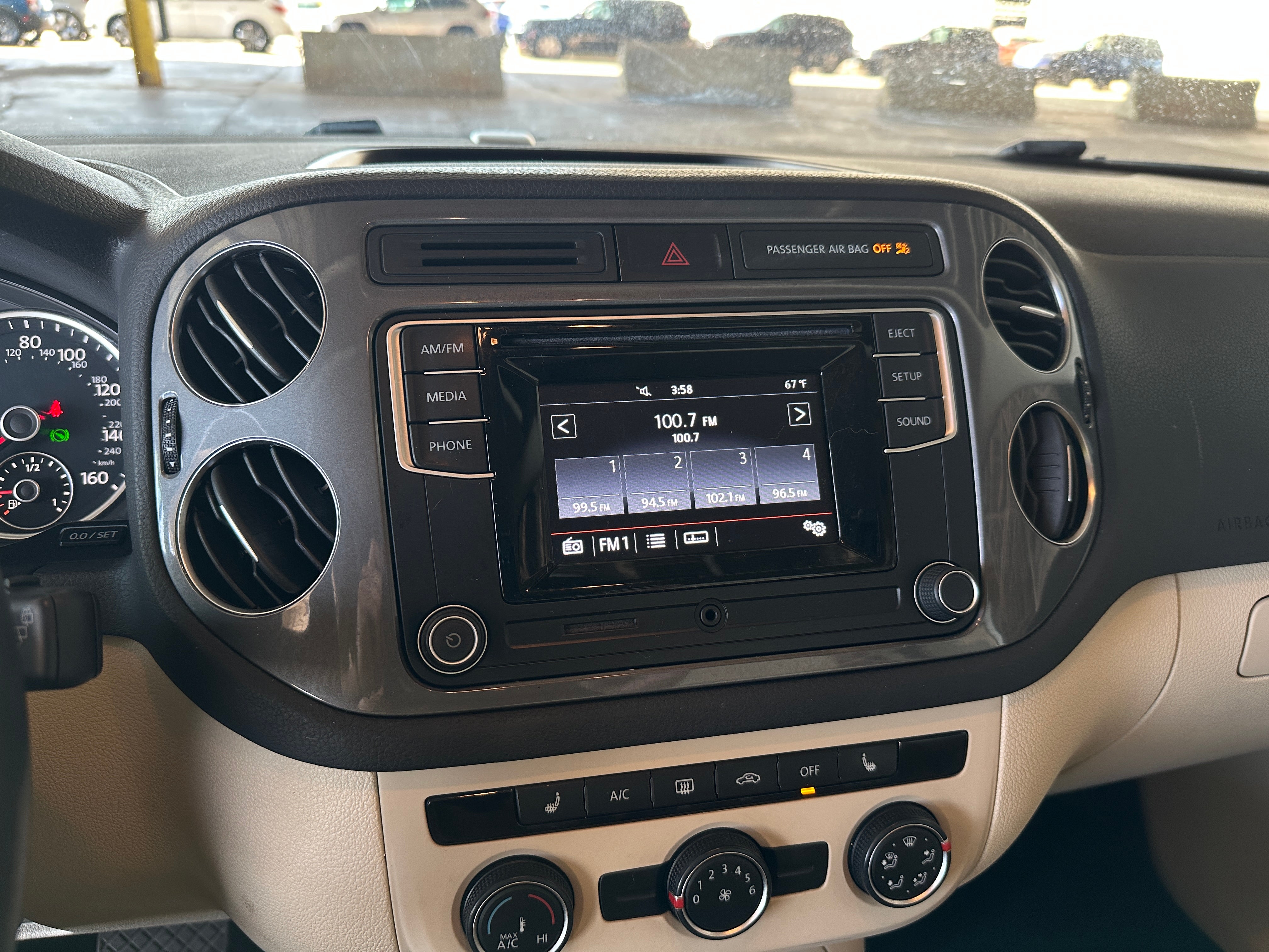2016 Volkswagen Tiguan 2.0T 4