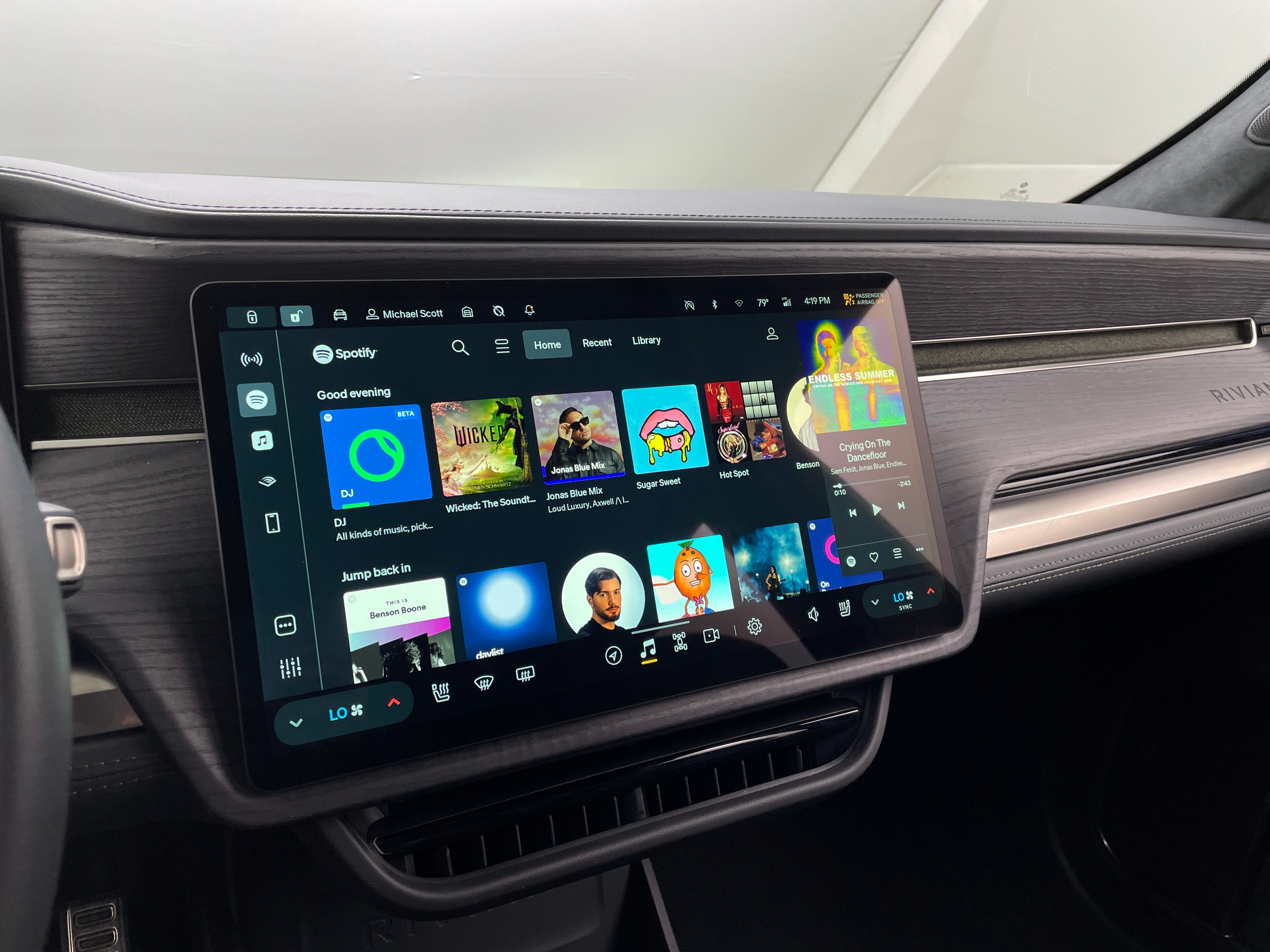 2023 Rivian R1S Adventure 3
