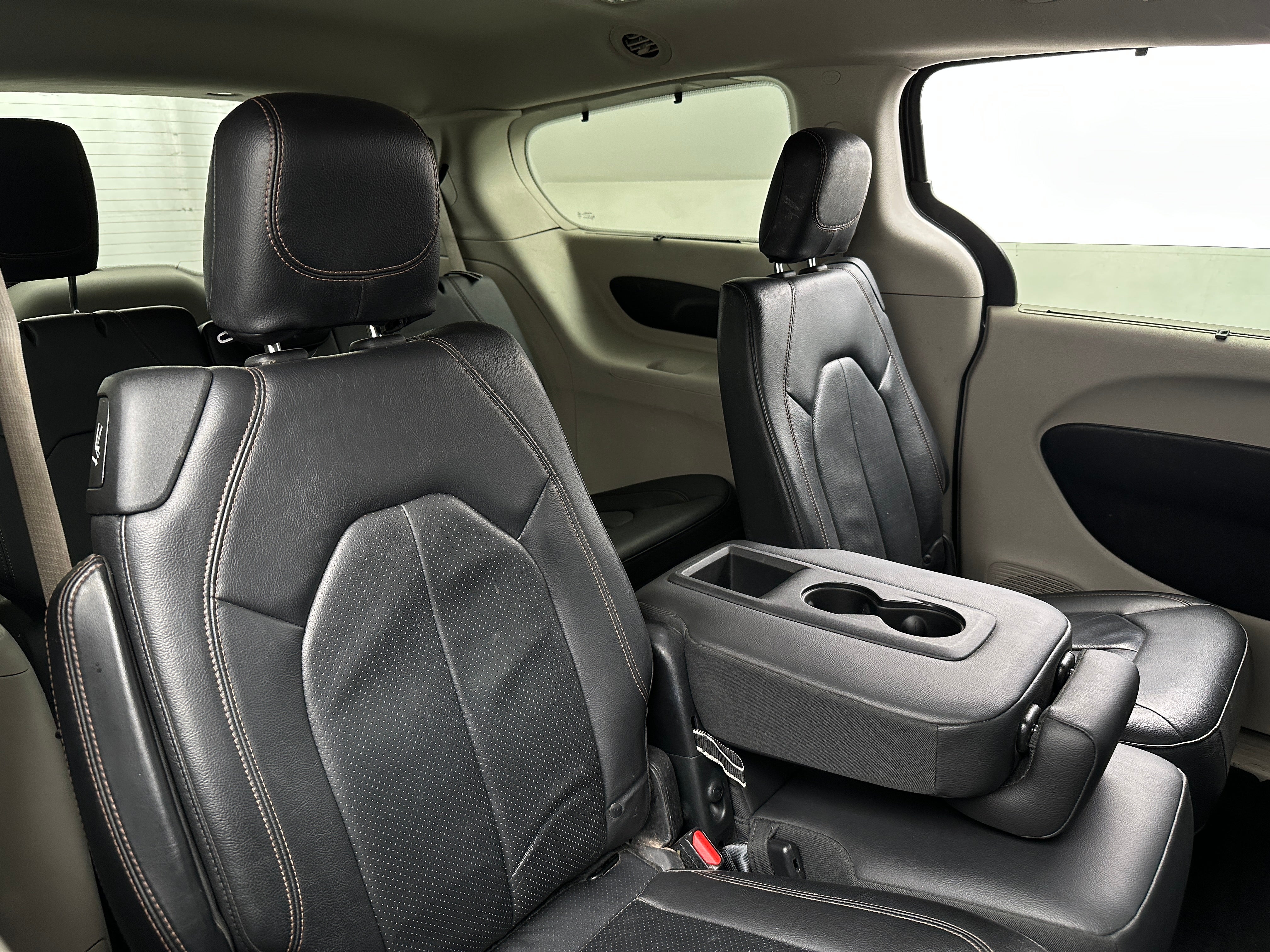 2019 Chrysler Pacifica Touring L 5