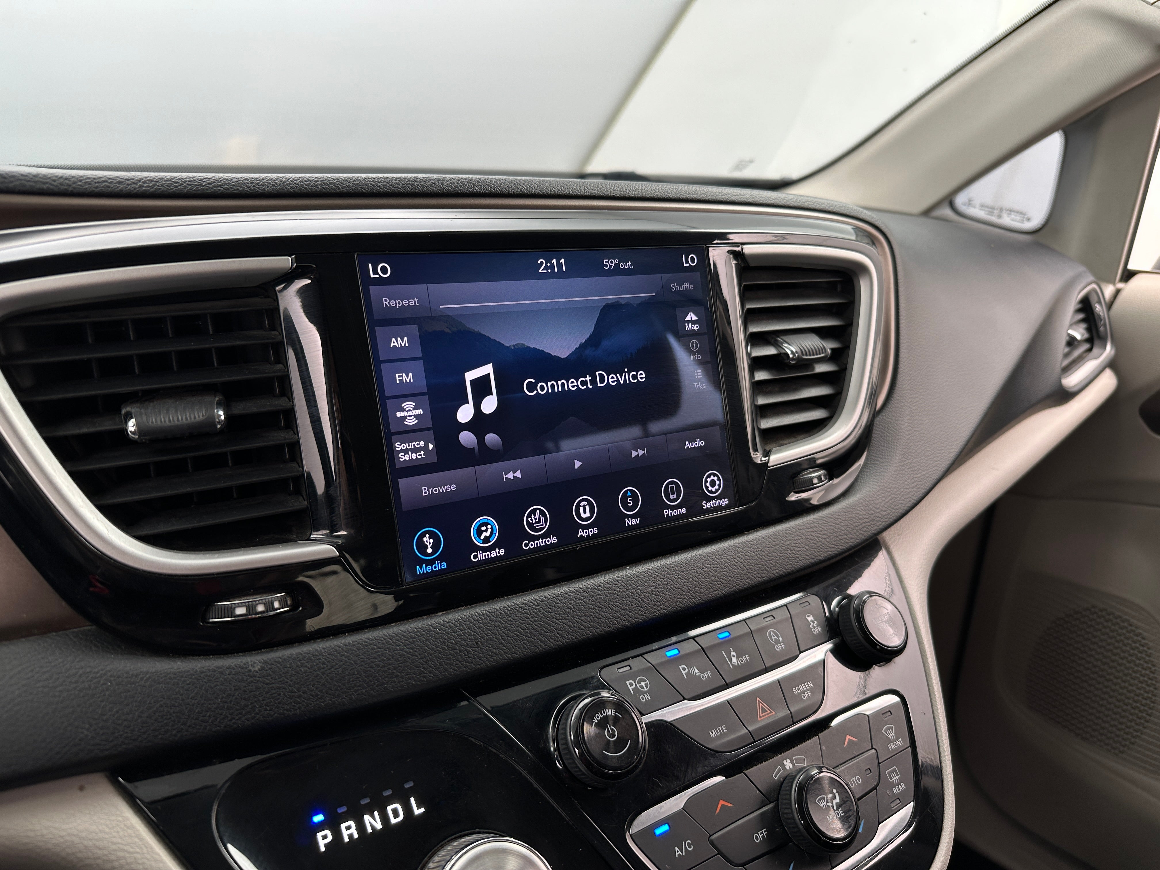 2019 Chrysler Pacifica Touring L 3