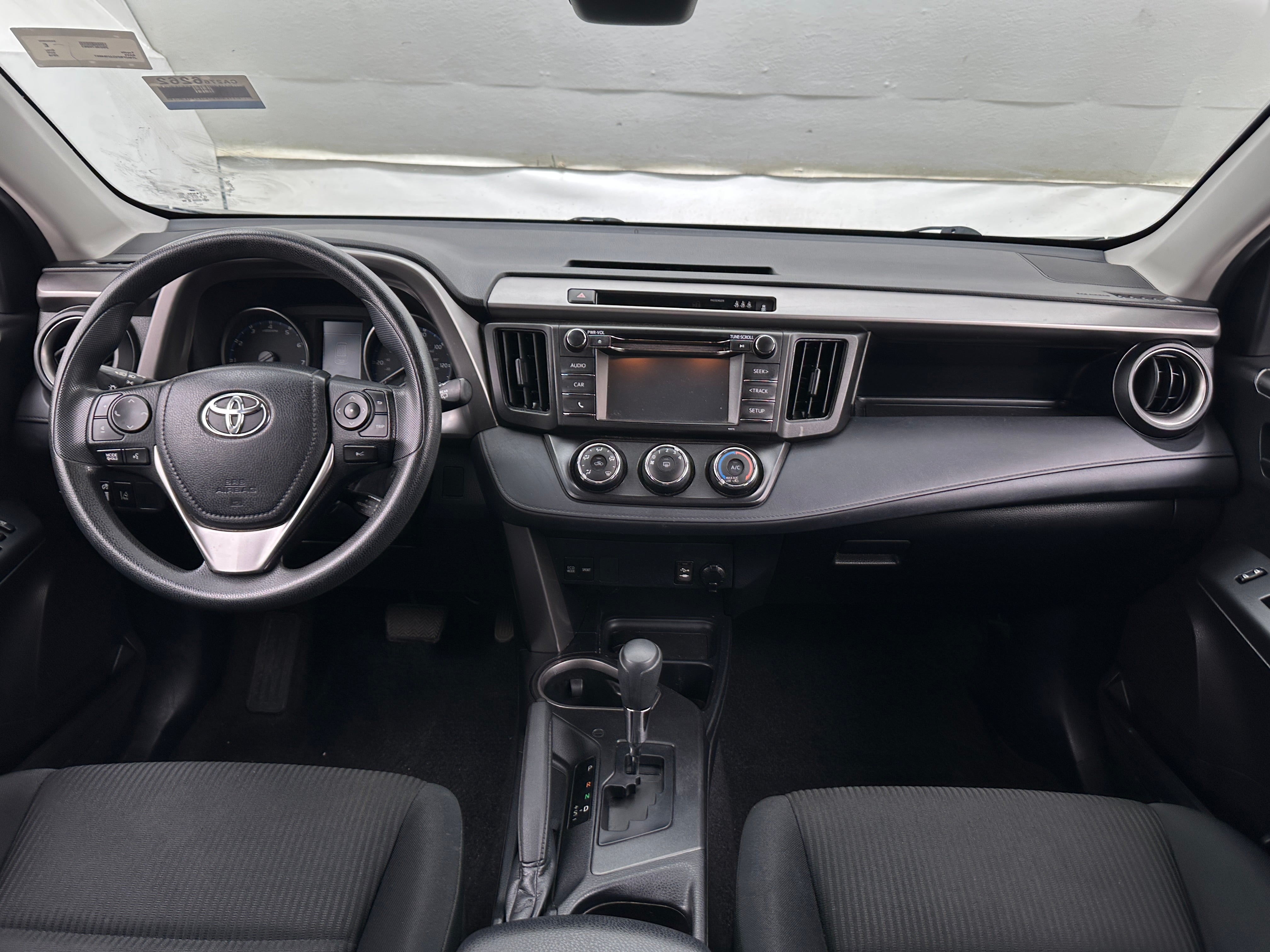 2018 Toyota RAV4 LE 3