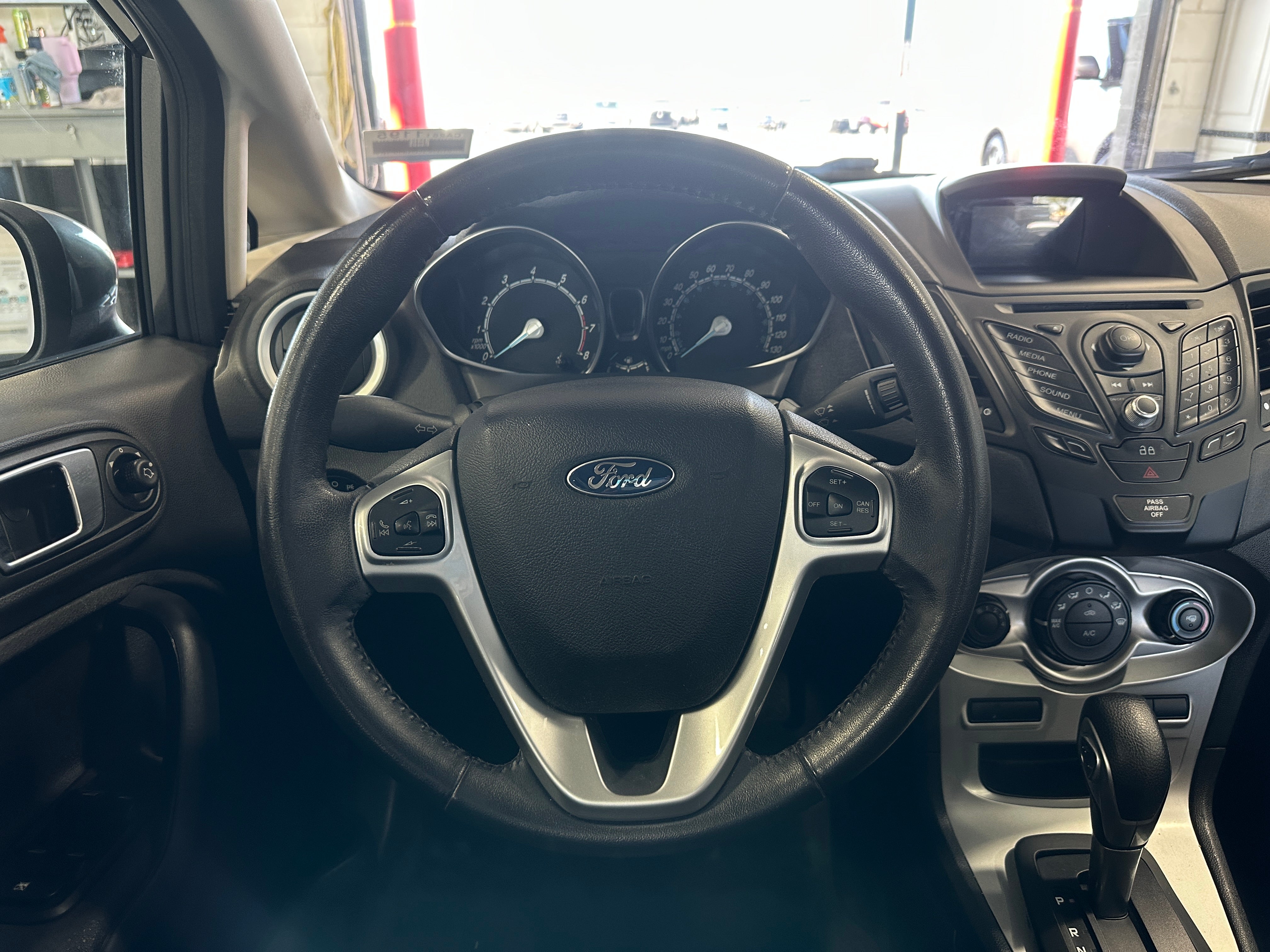 2015 Ford Fiesta SE 5