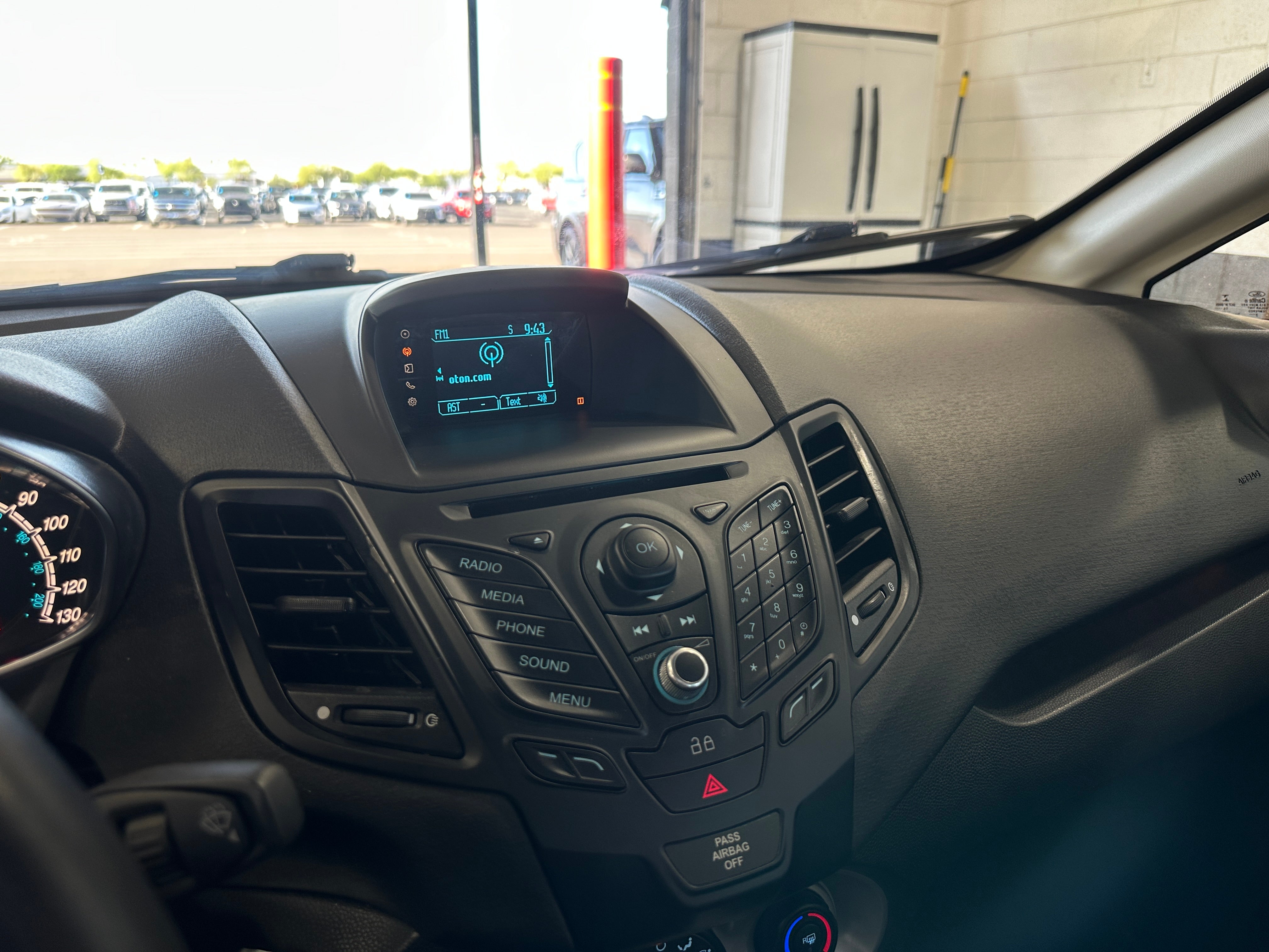 2015 Ford Fiesta SE 4