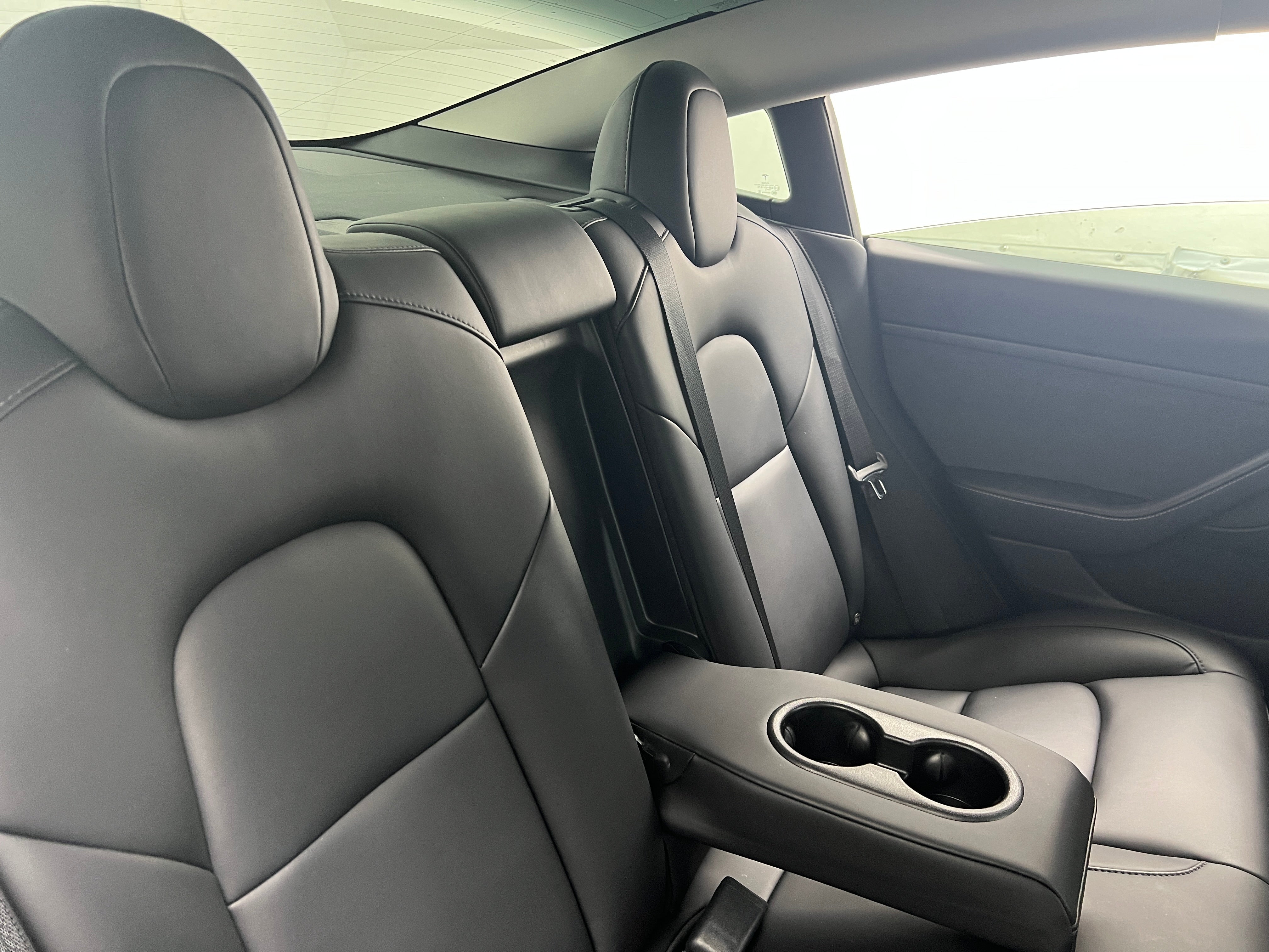 2021 Tesla Model 3 Standard Range 4