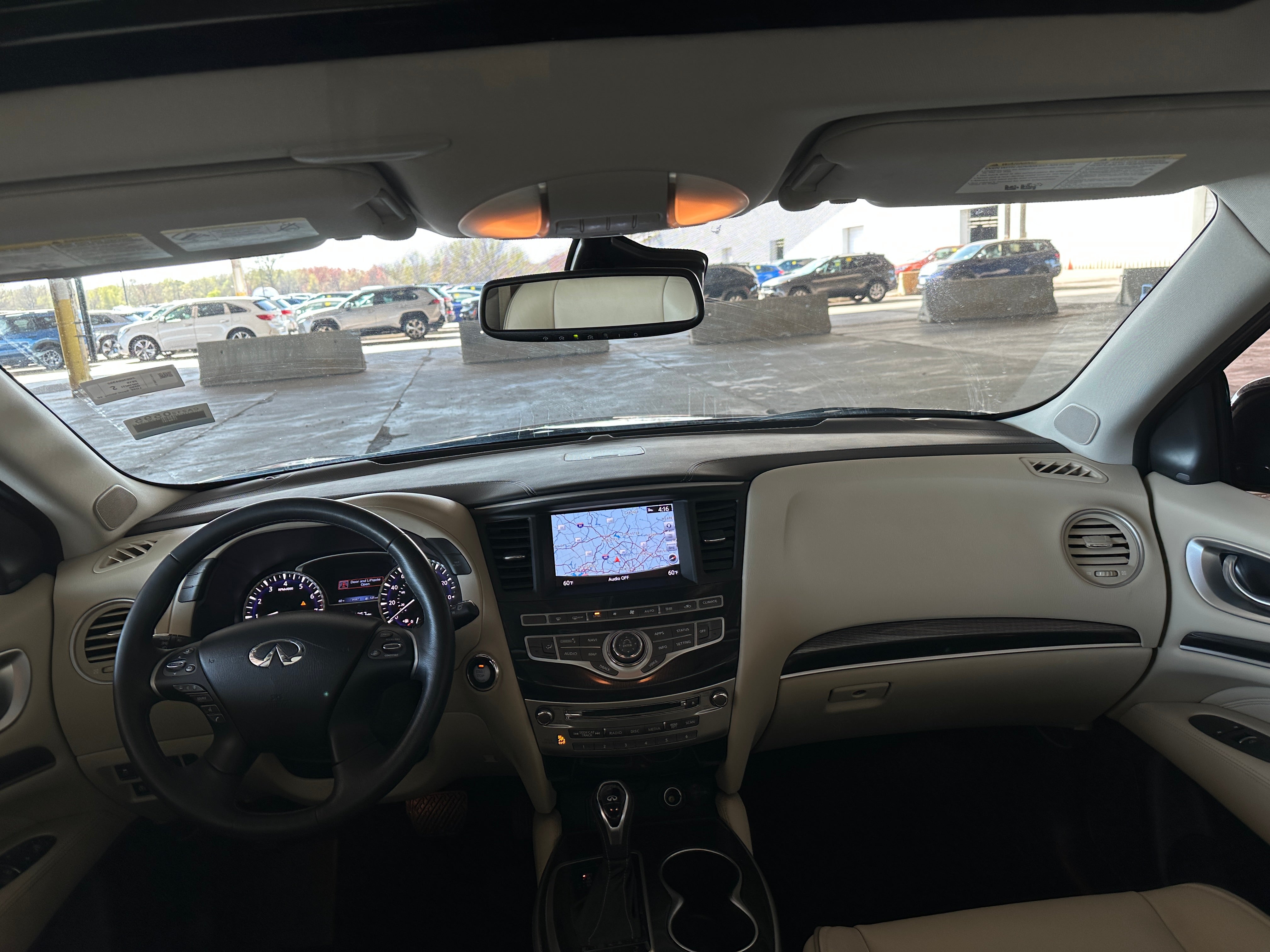 2019 INFINITI QX60 Luxe 2
