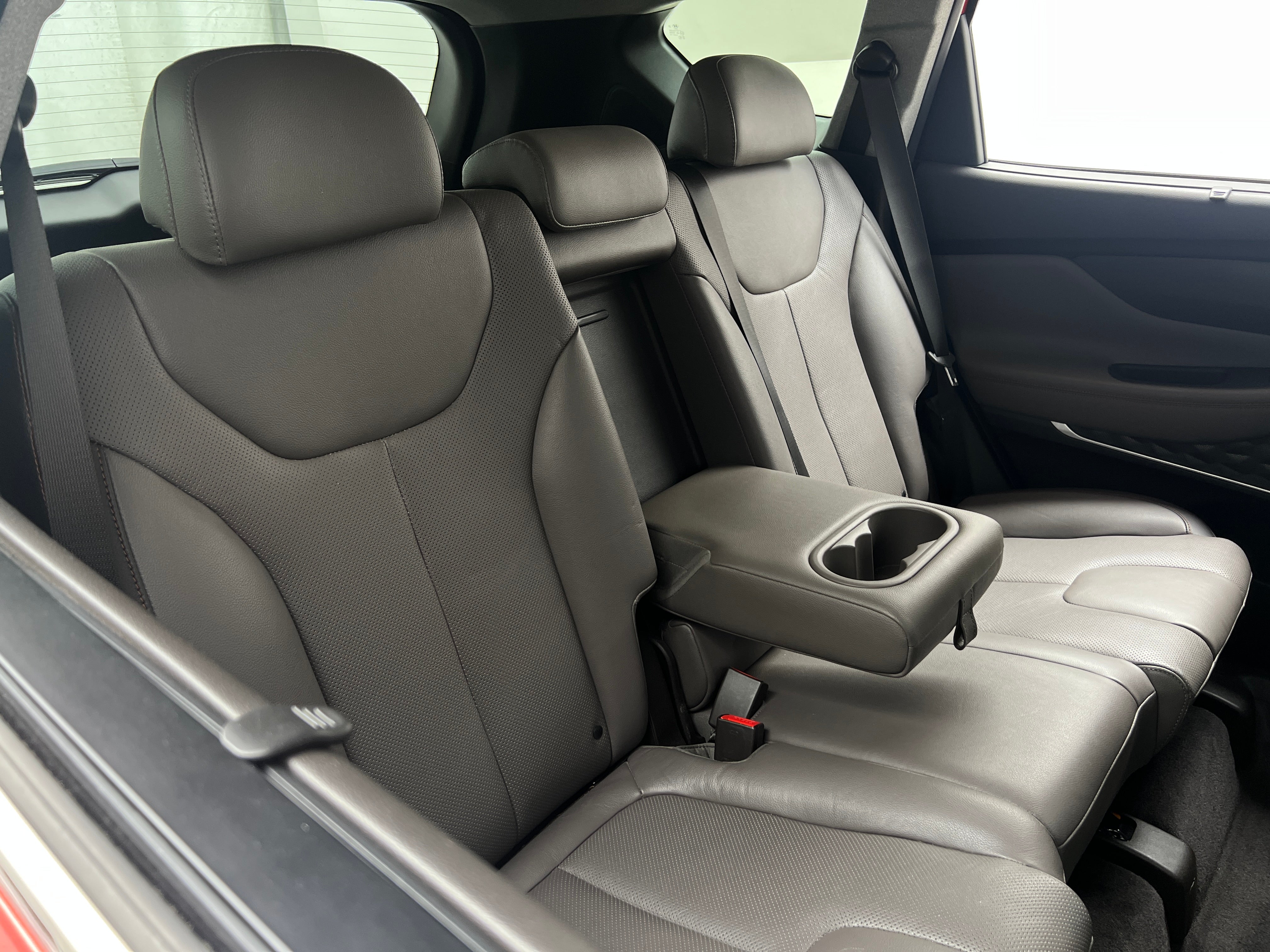 2020 Hyundai Santa Fe Limited 5