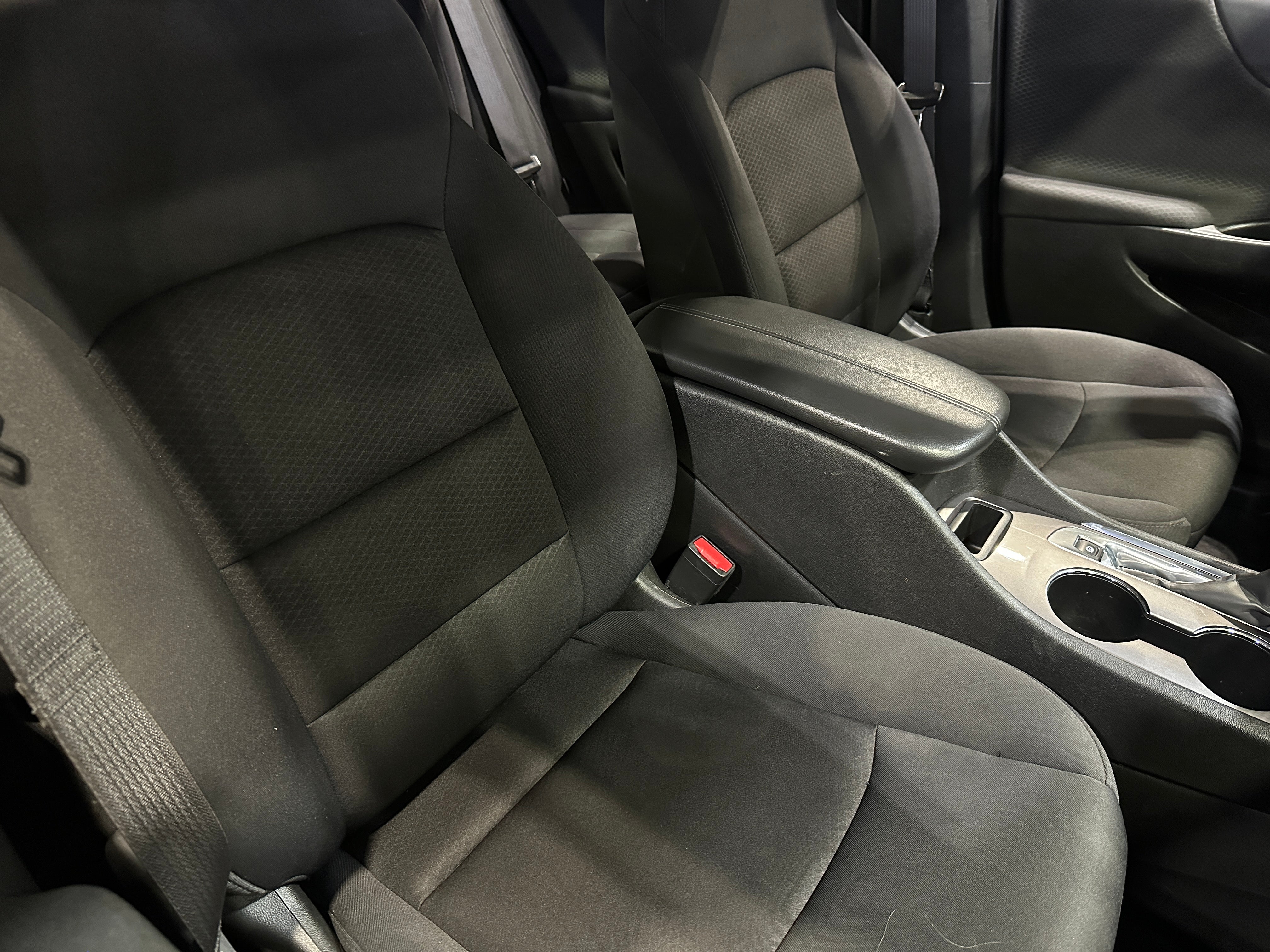 2023 Chevrolet Malibu LT 2