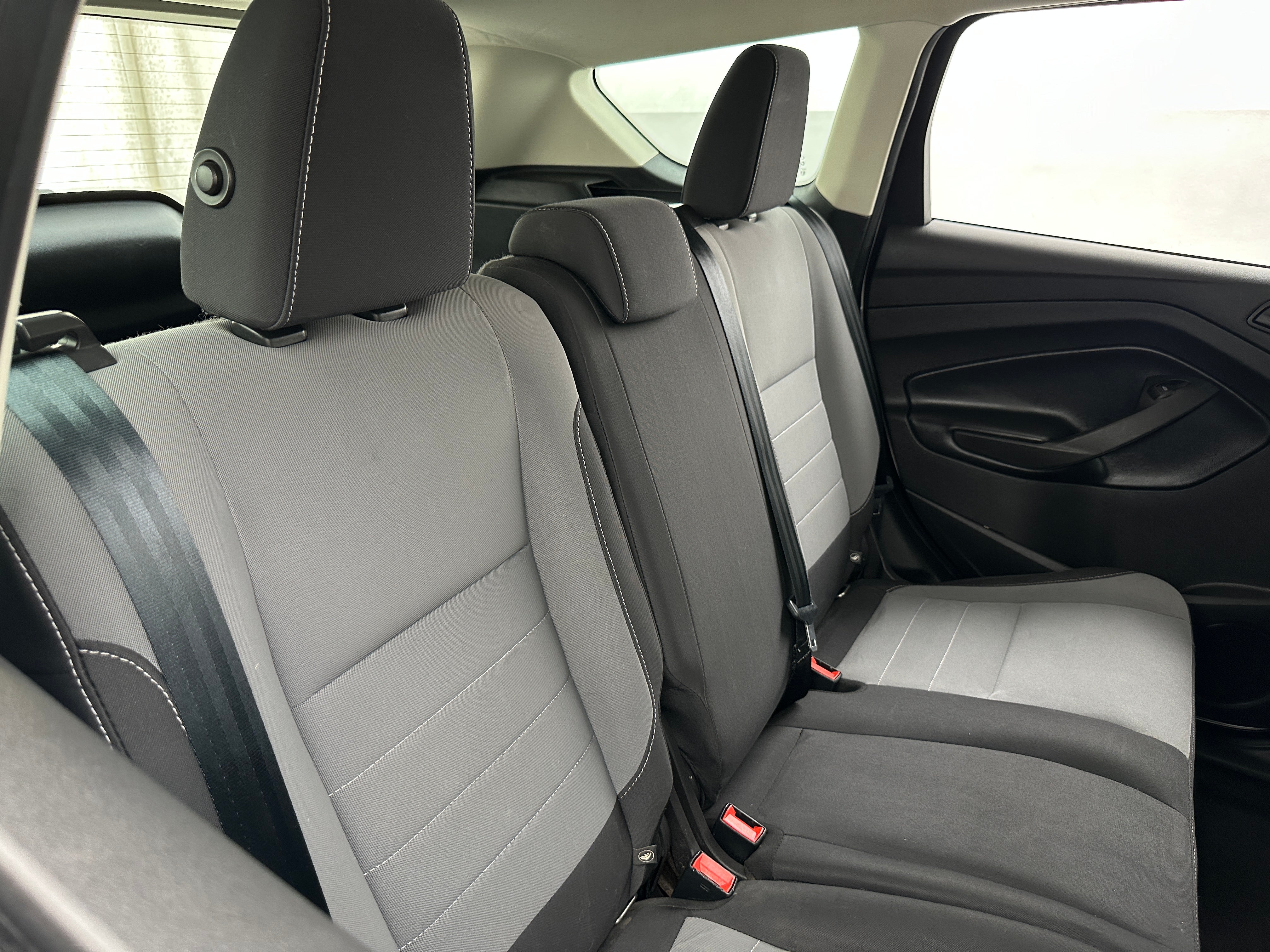 2019 Ford Escape S 6