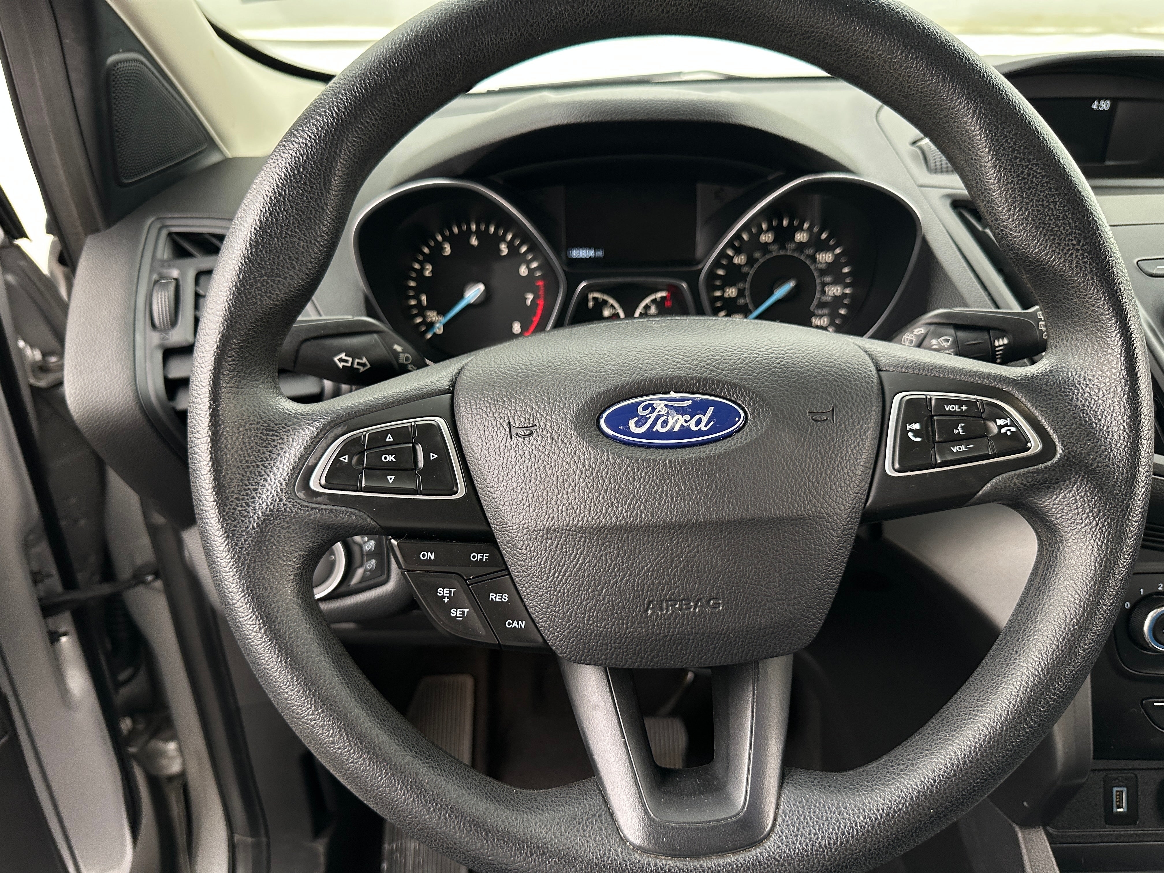 2019 Ford Escape S 5