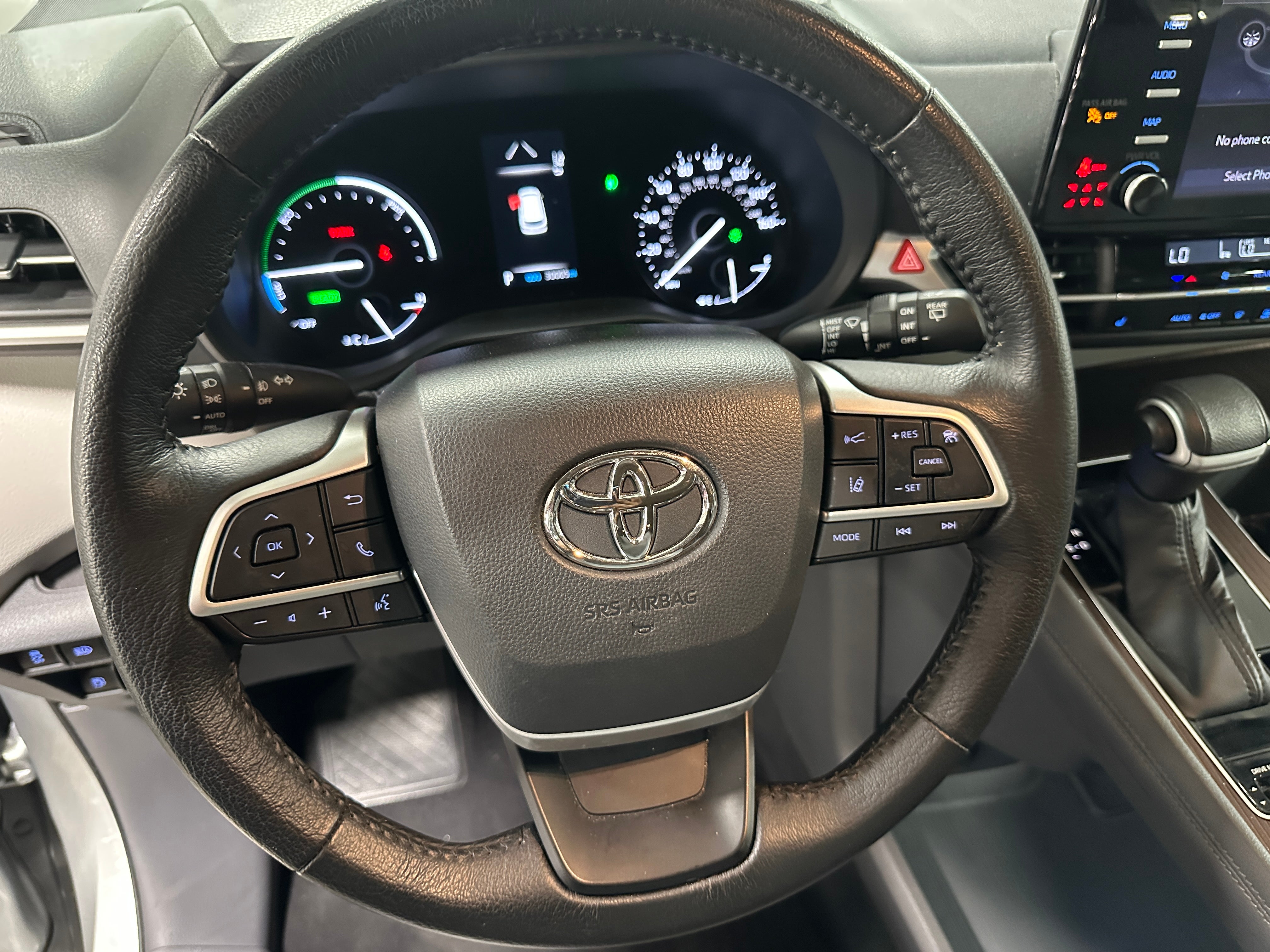 2022 Toyota Sienna XLE 4