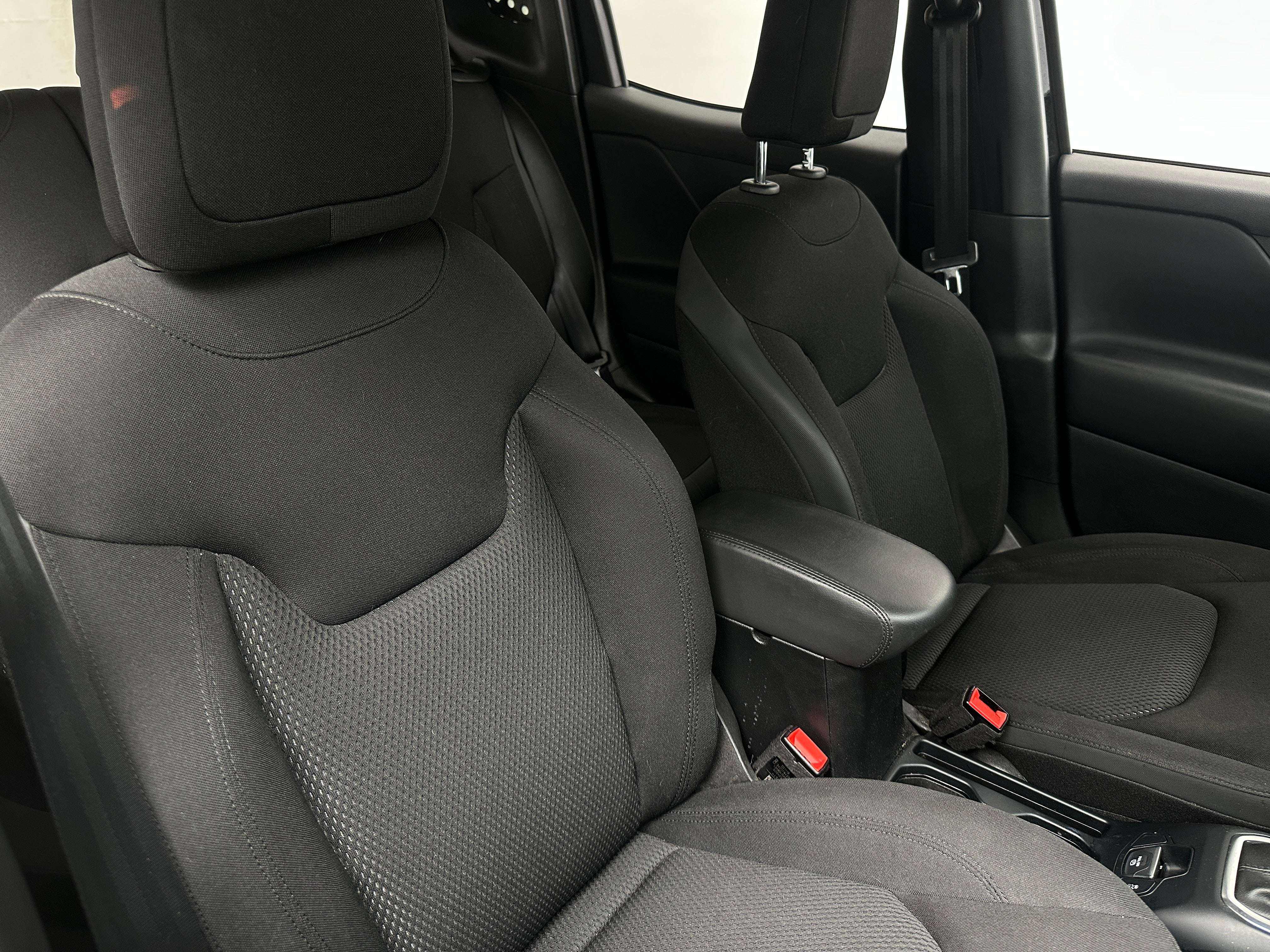 2020 Jeep Renegade Altitude 2