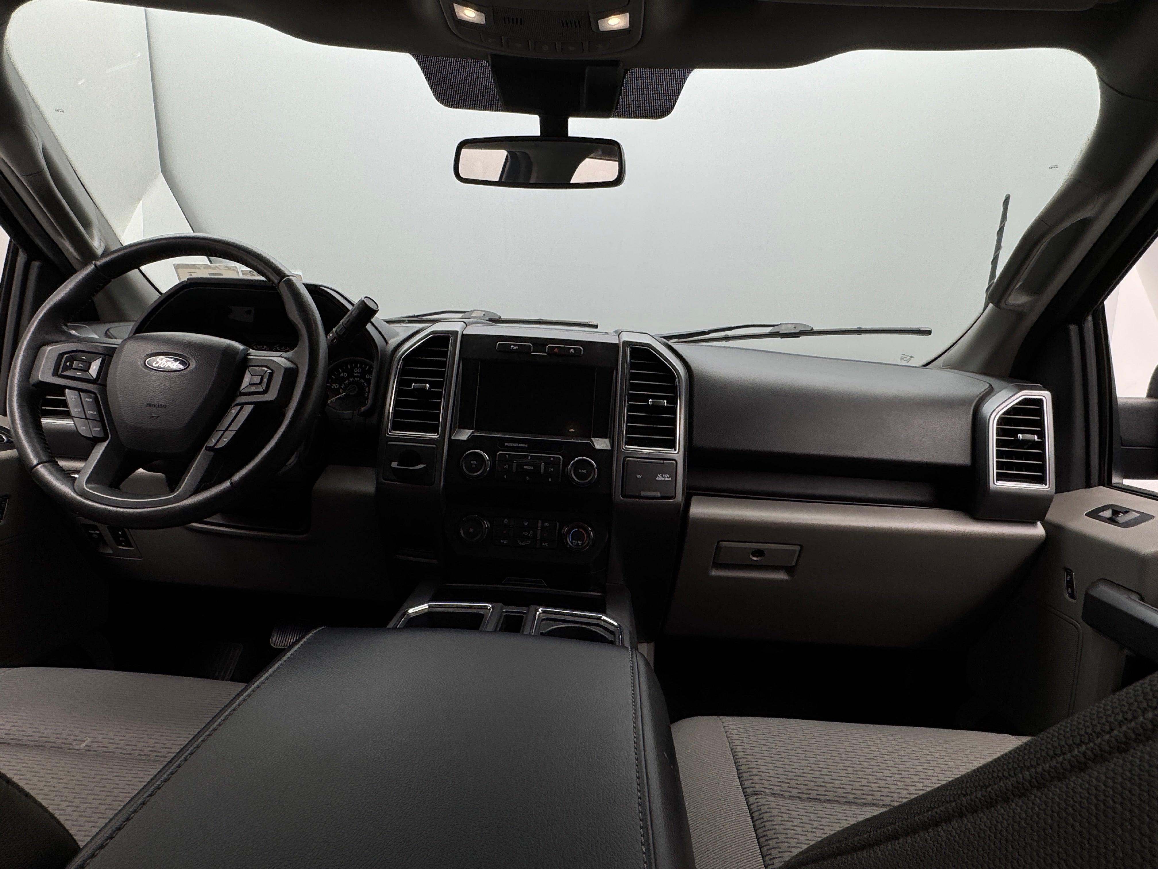 2020 Ford Econoline E-150 3