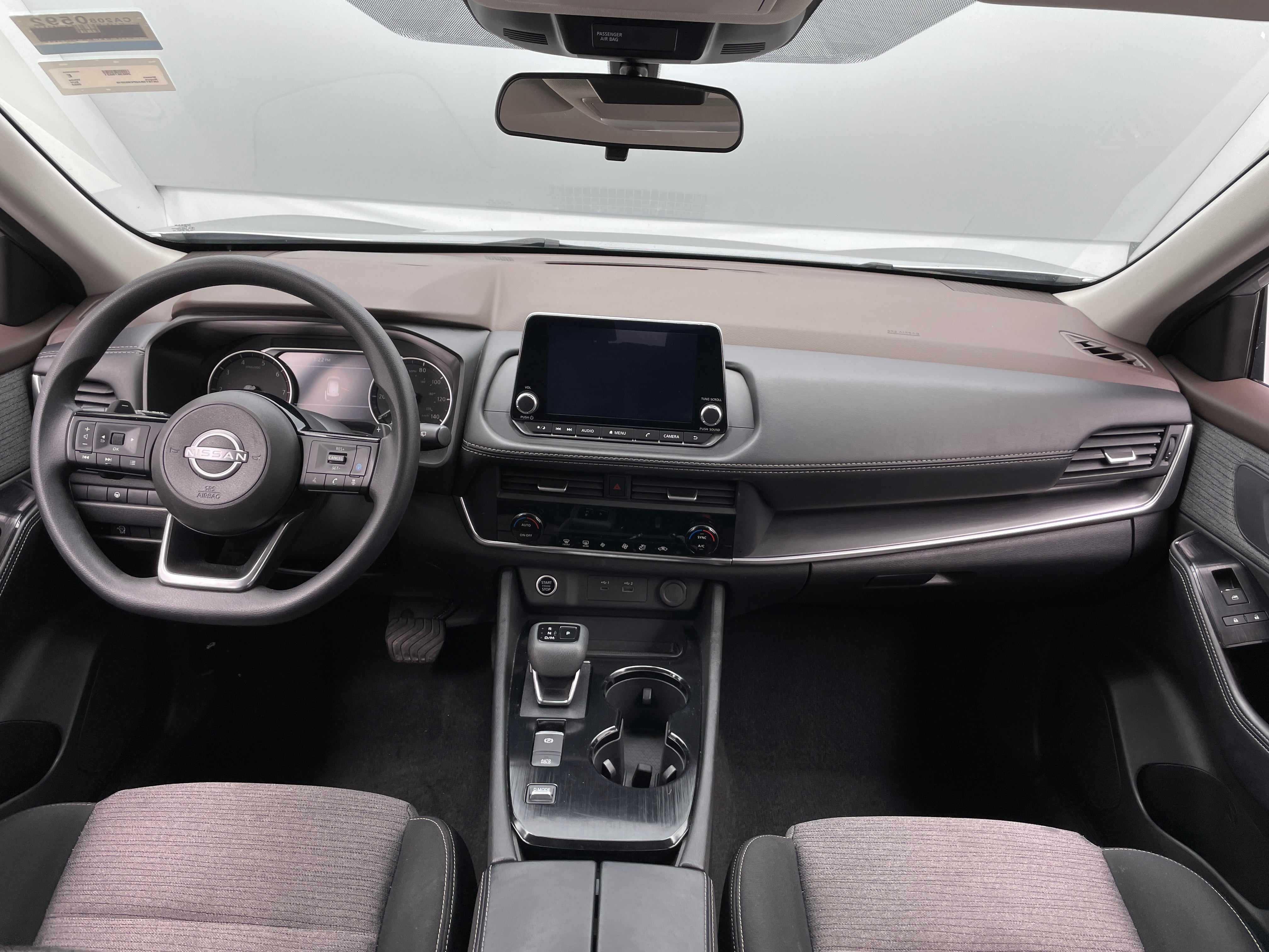 2023 Nissan Rogue SV 3