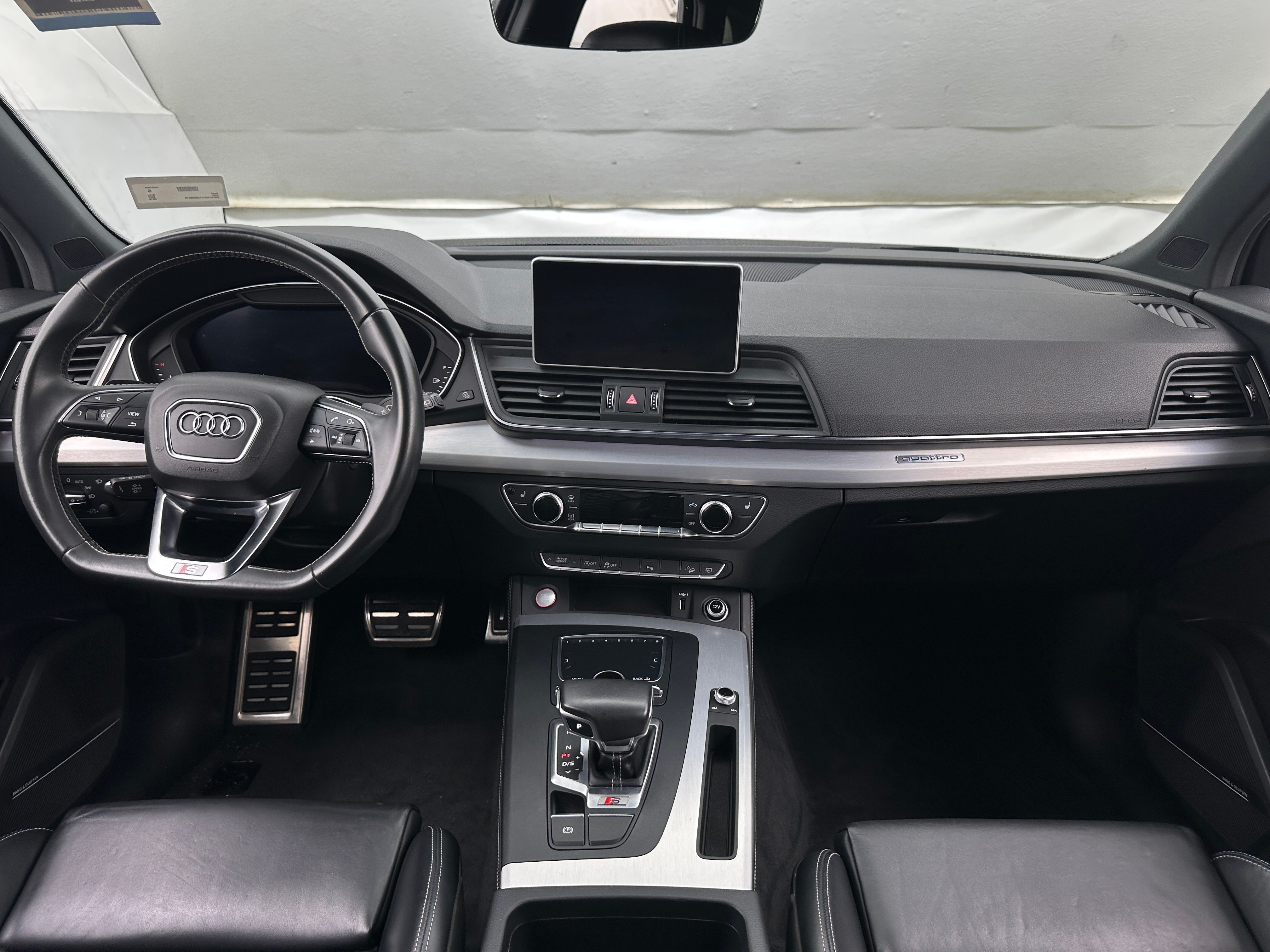 2018 Audi SQ5 Prestige 2
