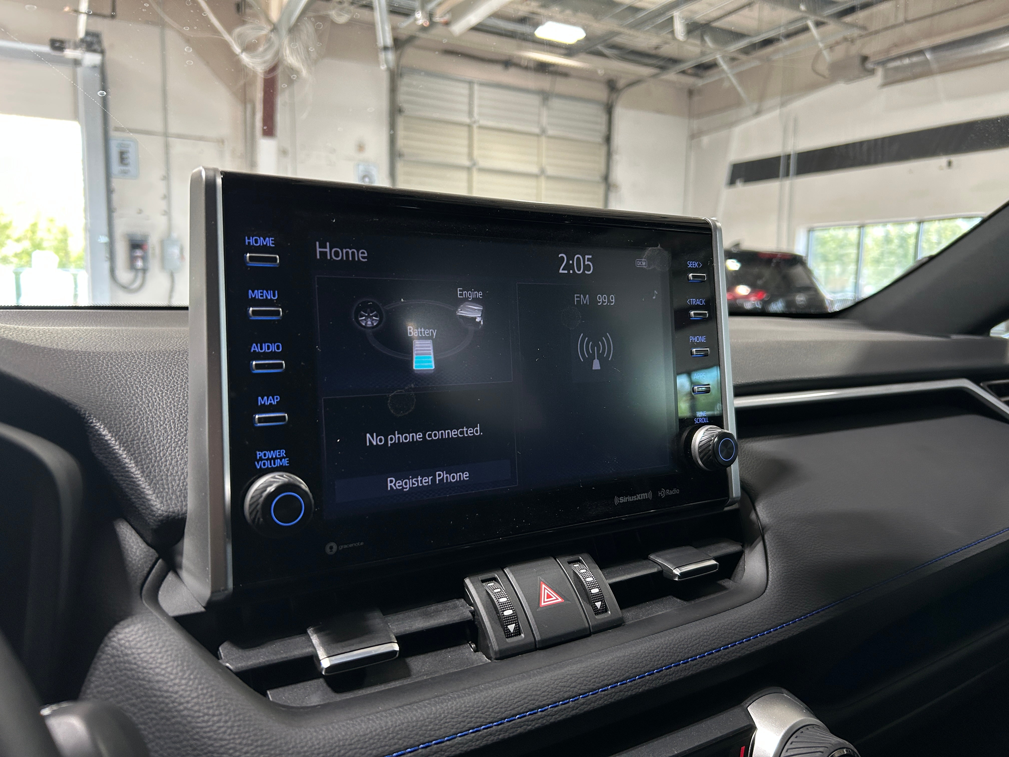 2022 Toyota RAV4 XSE 3