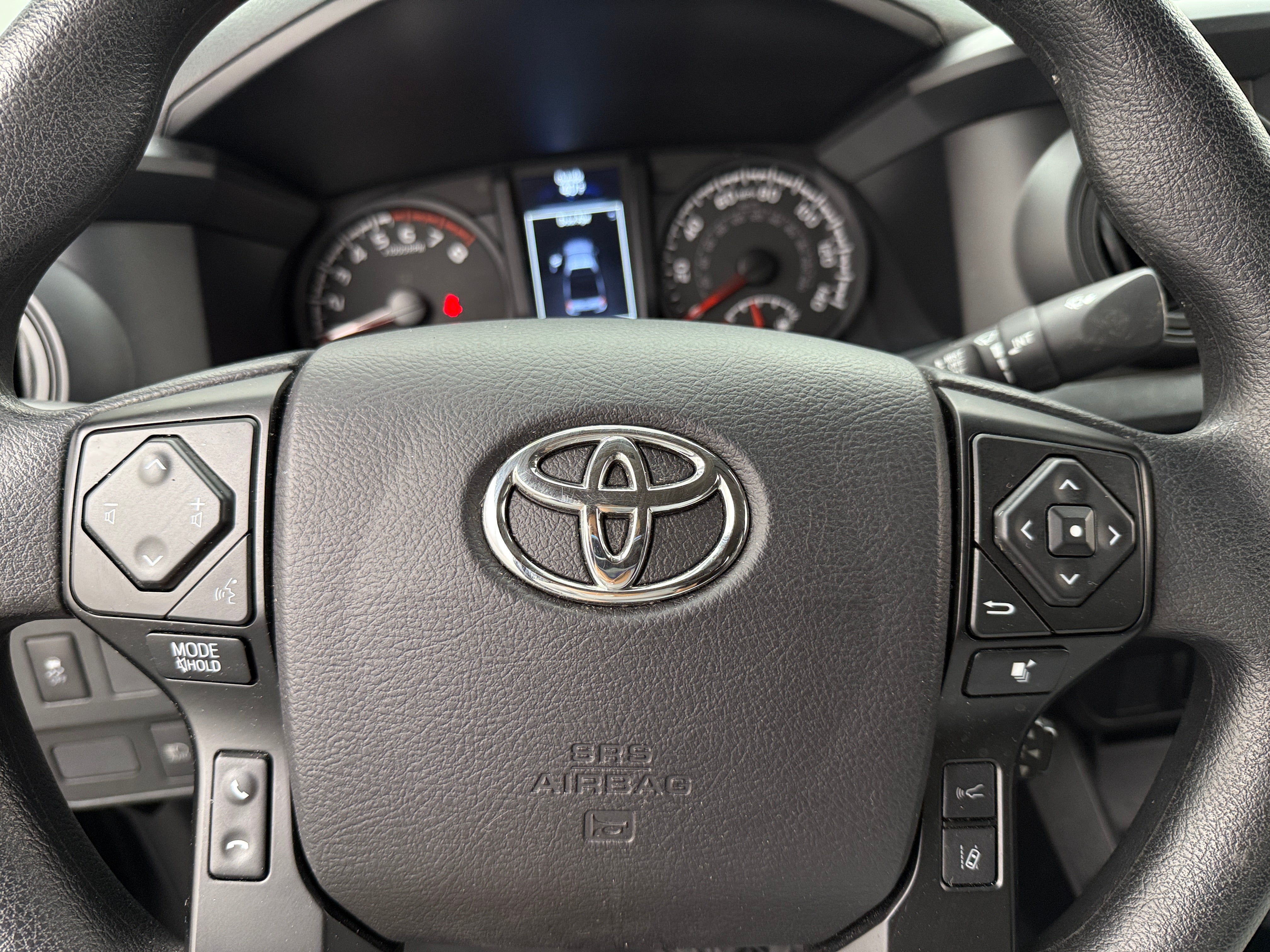 2022 Toyota Tacoma SR 5