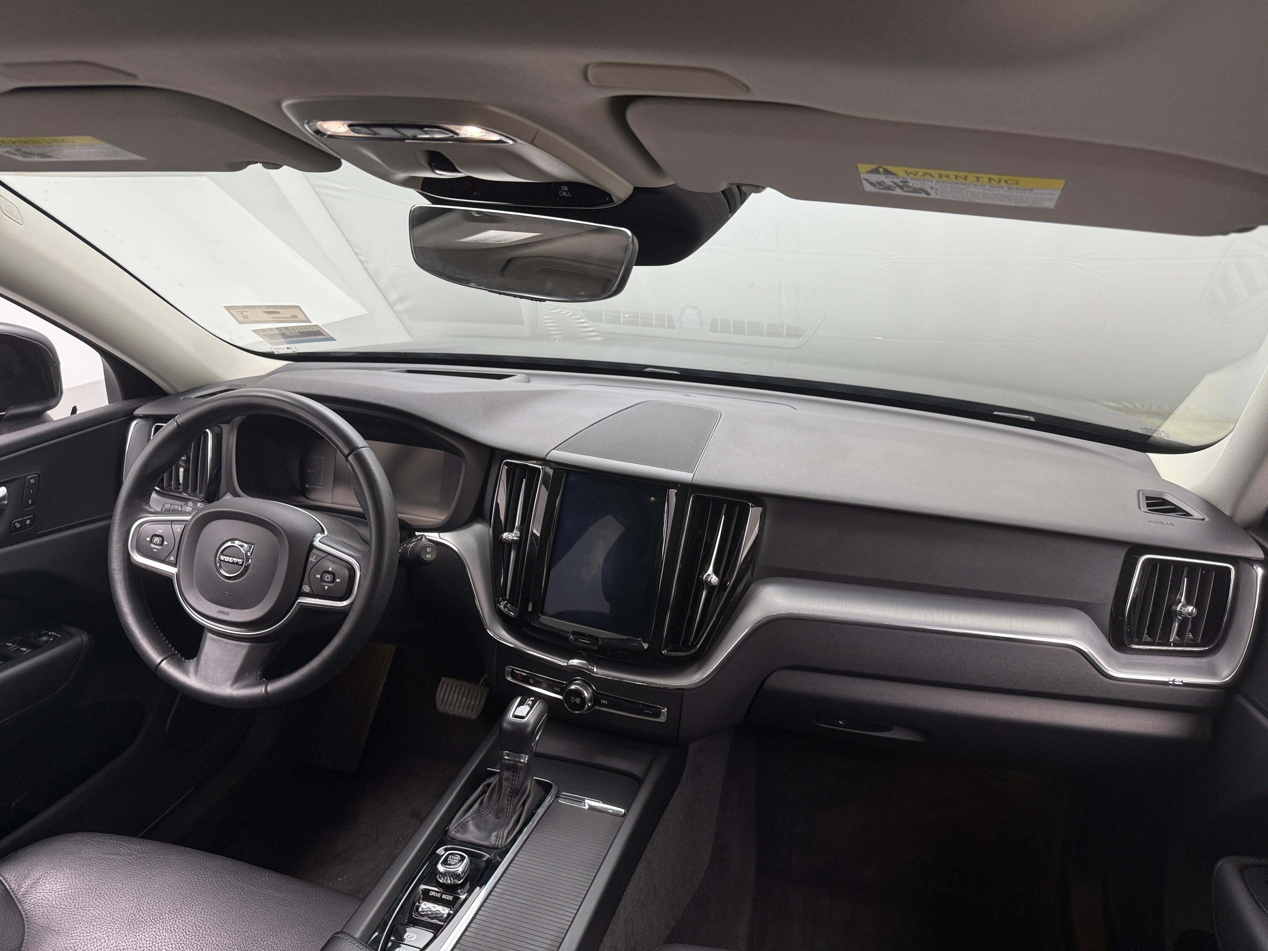 2019 Volvo XC60 T6 Momentum 2