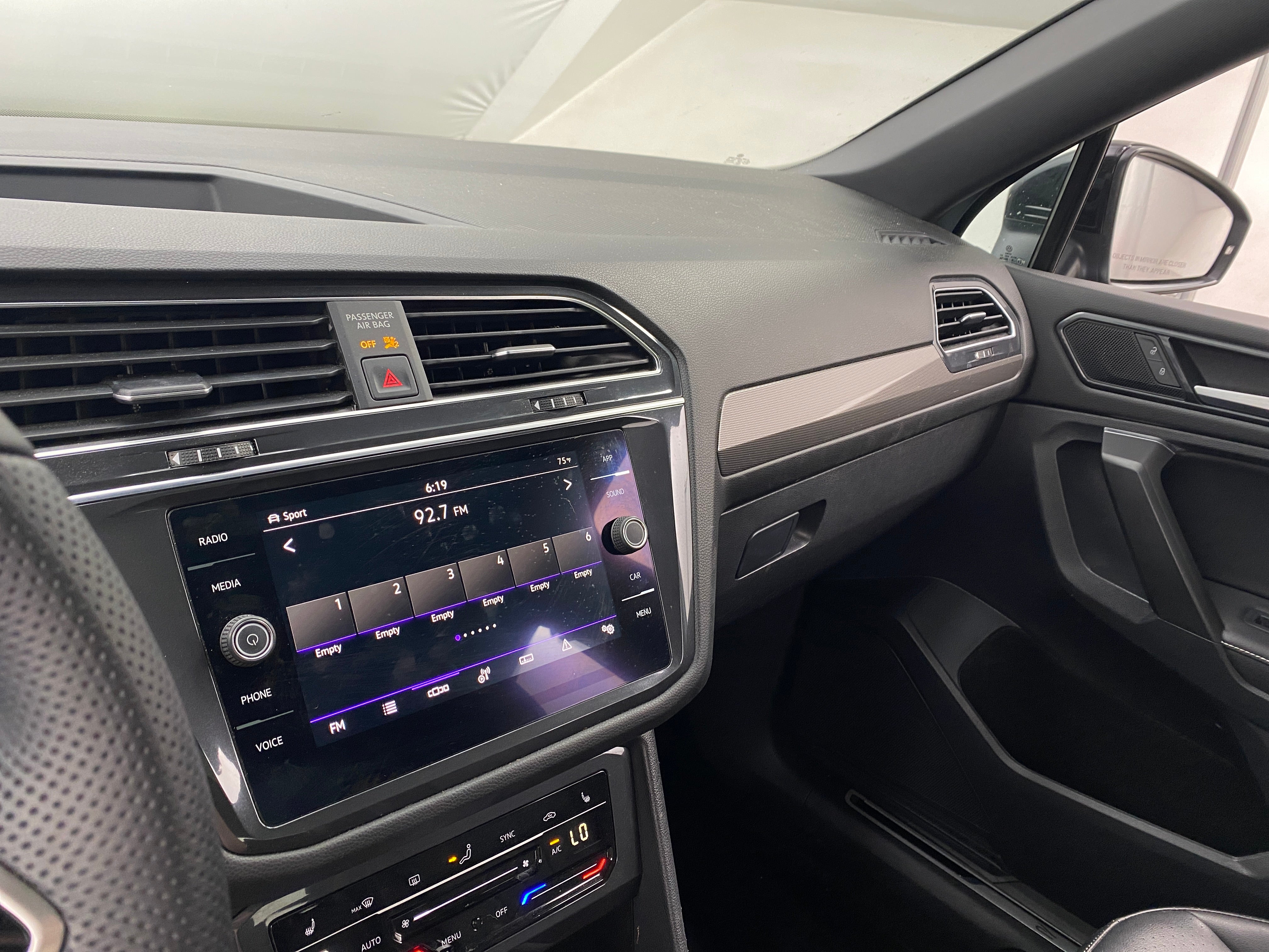 2022 Volkswagen Tiguan SE R-Line Black 3