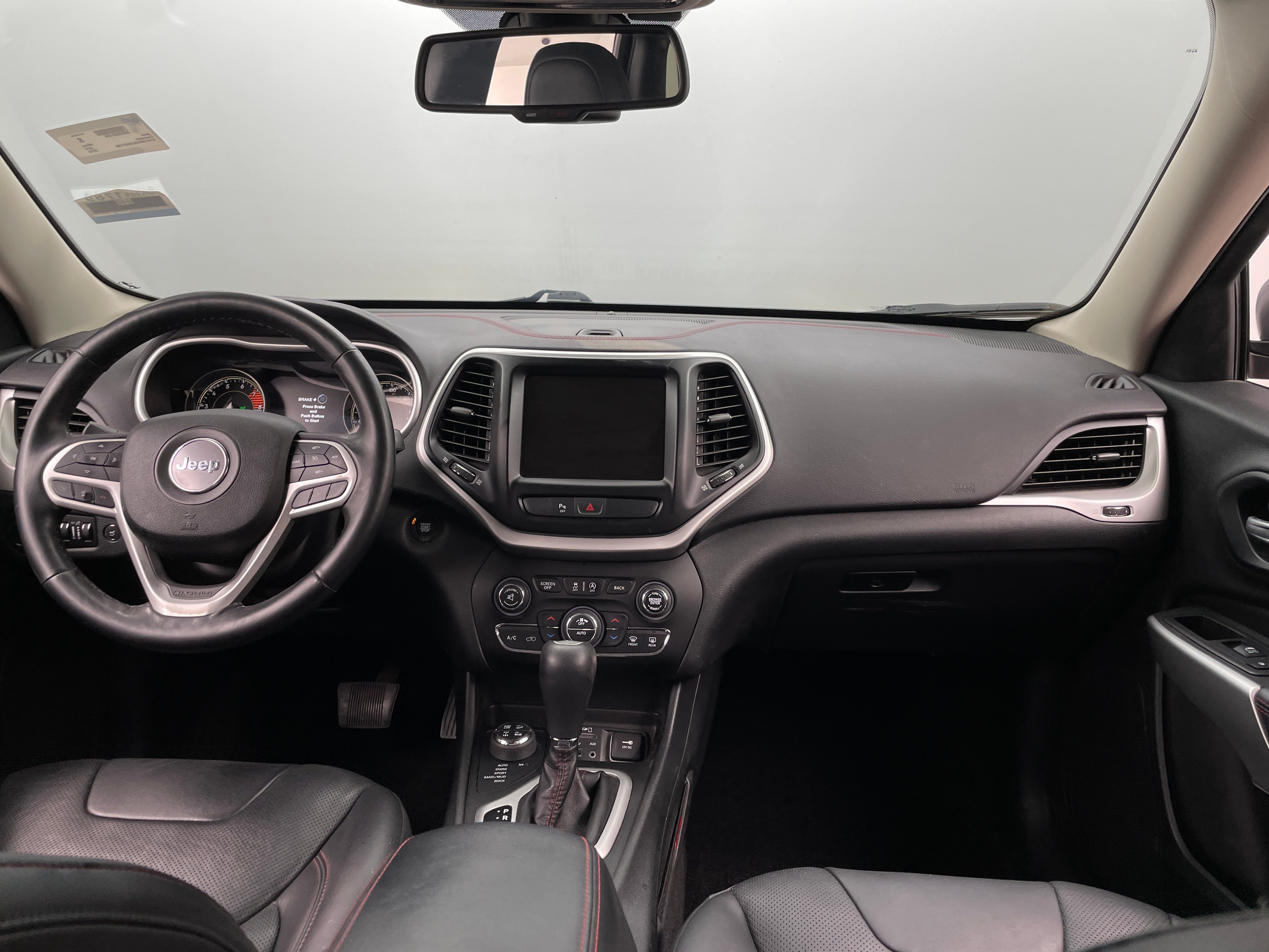 2018 Jeep Cherokee Trailhawk 2