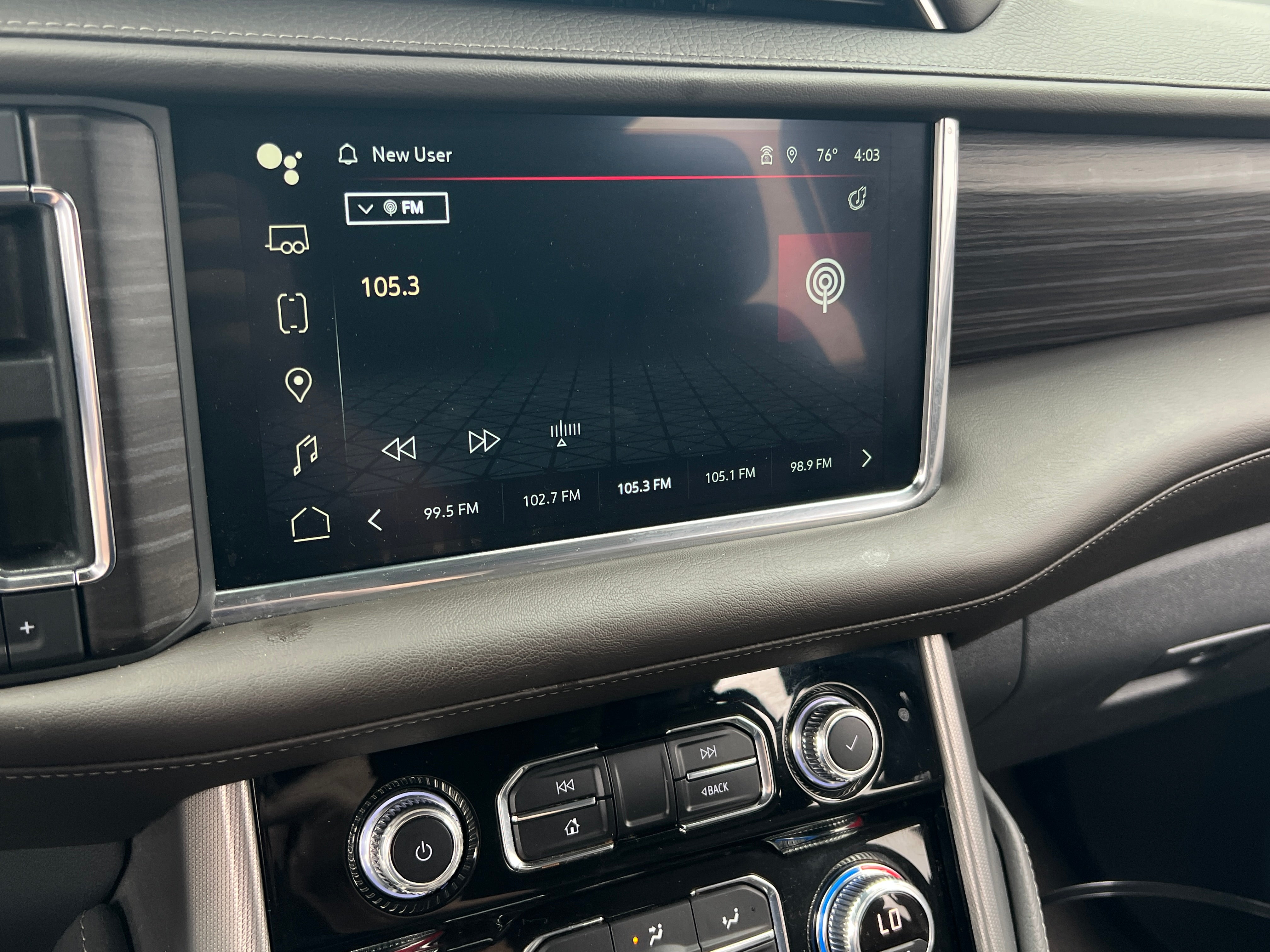 2023 GMC Yukon Denali 3