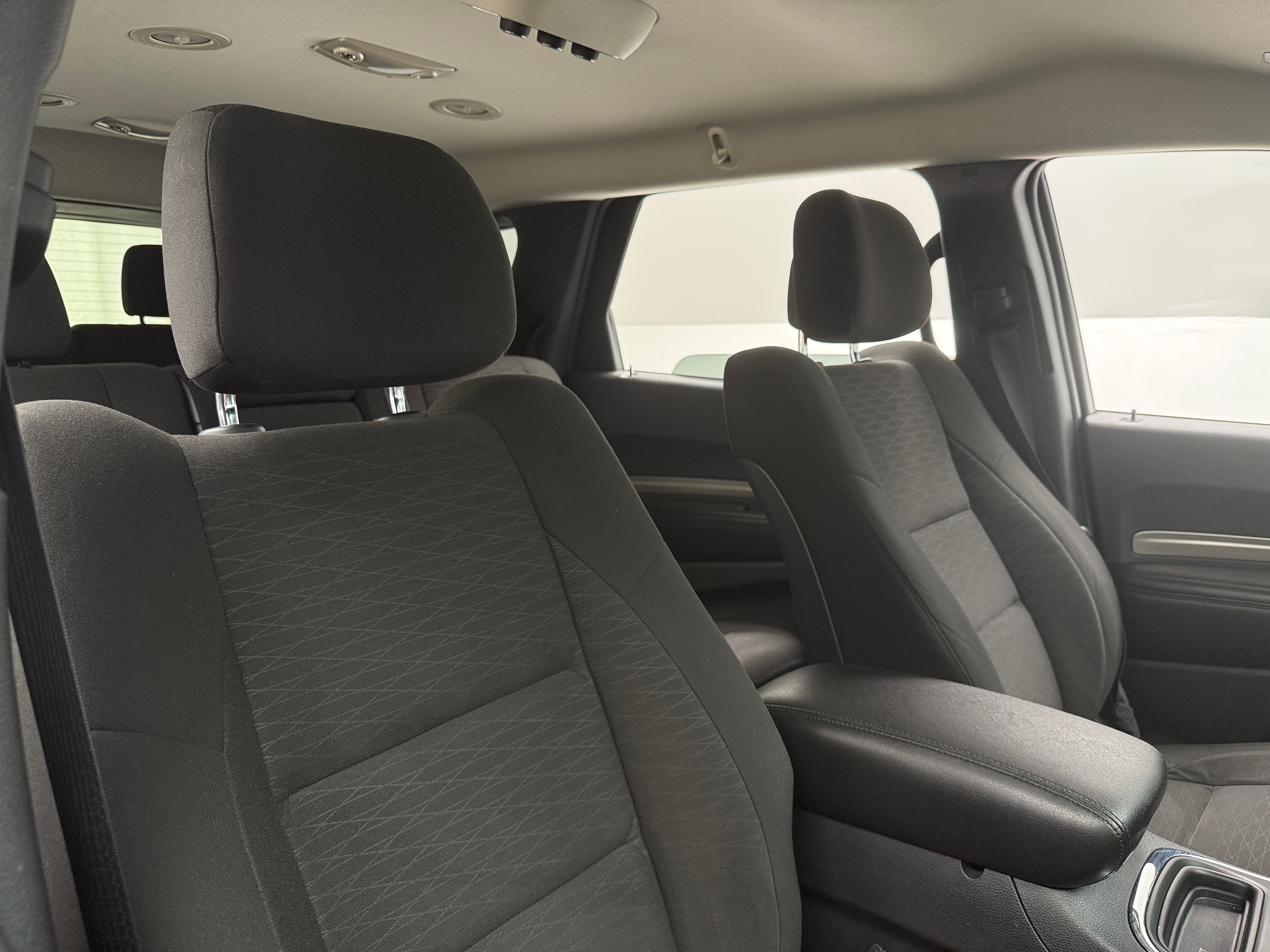 2018 Dodge Durango SXT 2