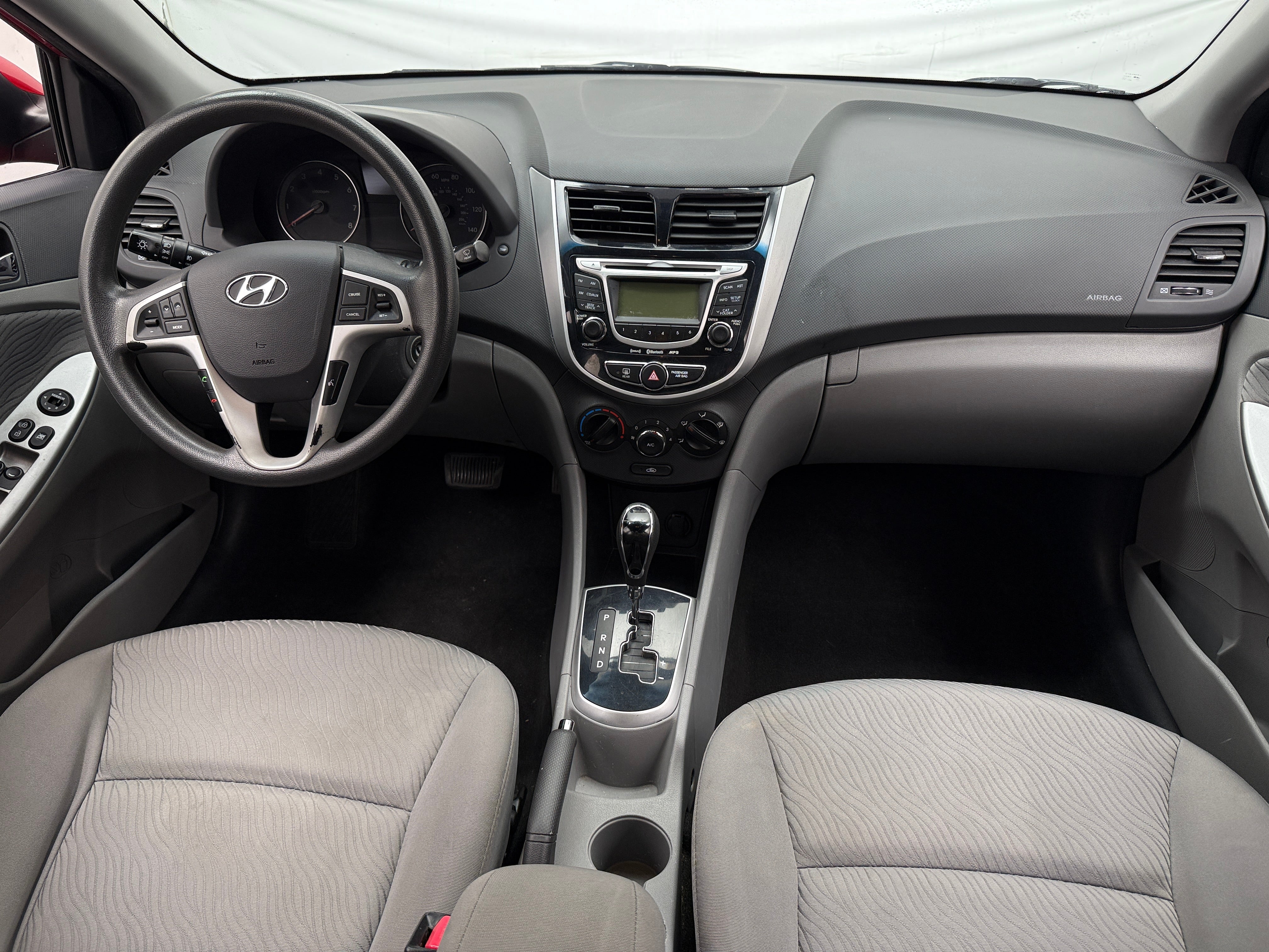 2013 Hyundai Accent GLS 3